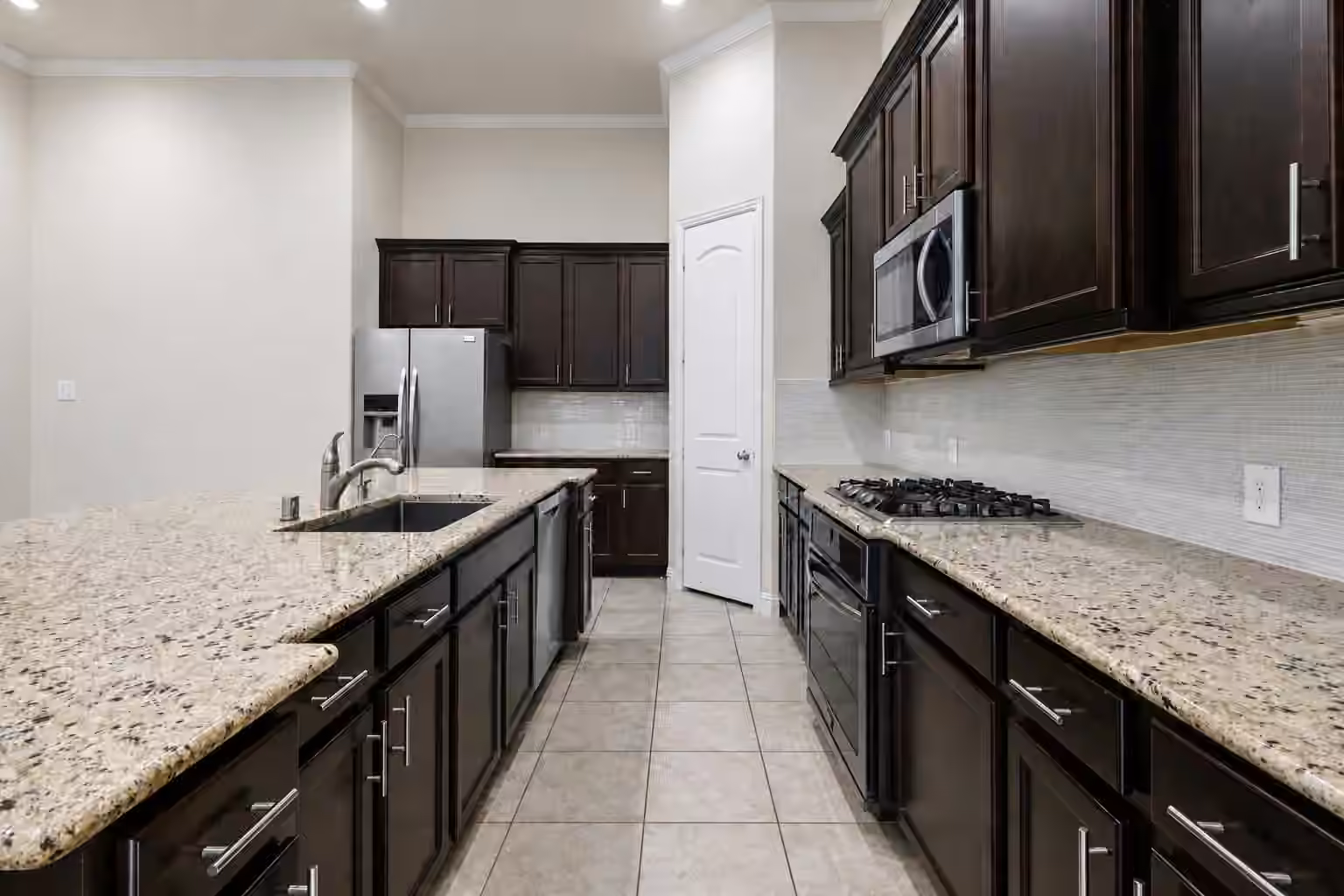 Photo 4 of 320 Woodway Drive, League City, TX