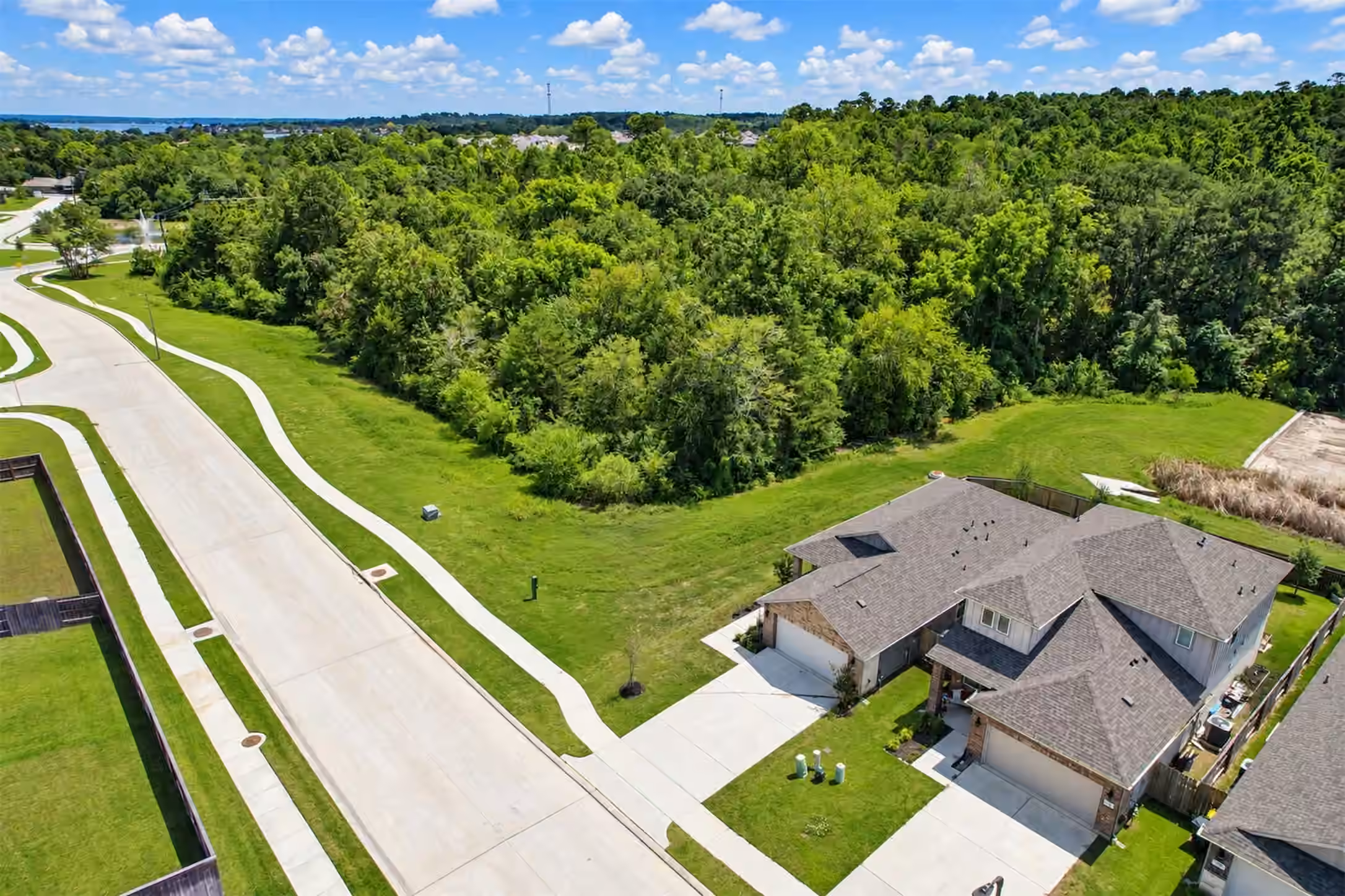 Photo 2 of 351 Sunrise Ranch Drive, Conroe, TX
