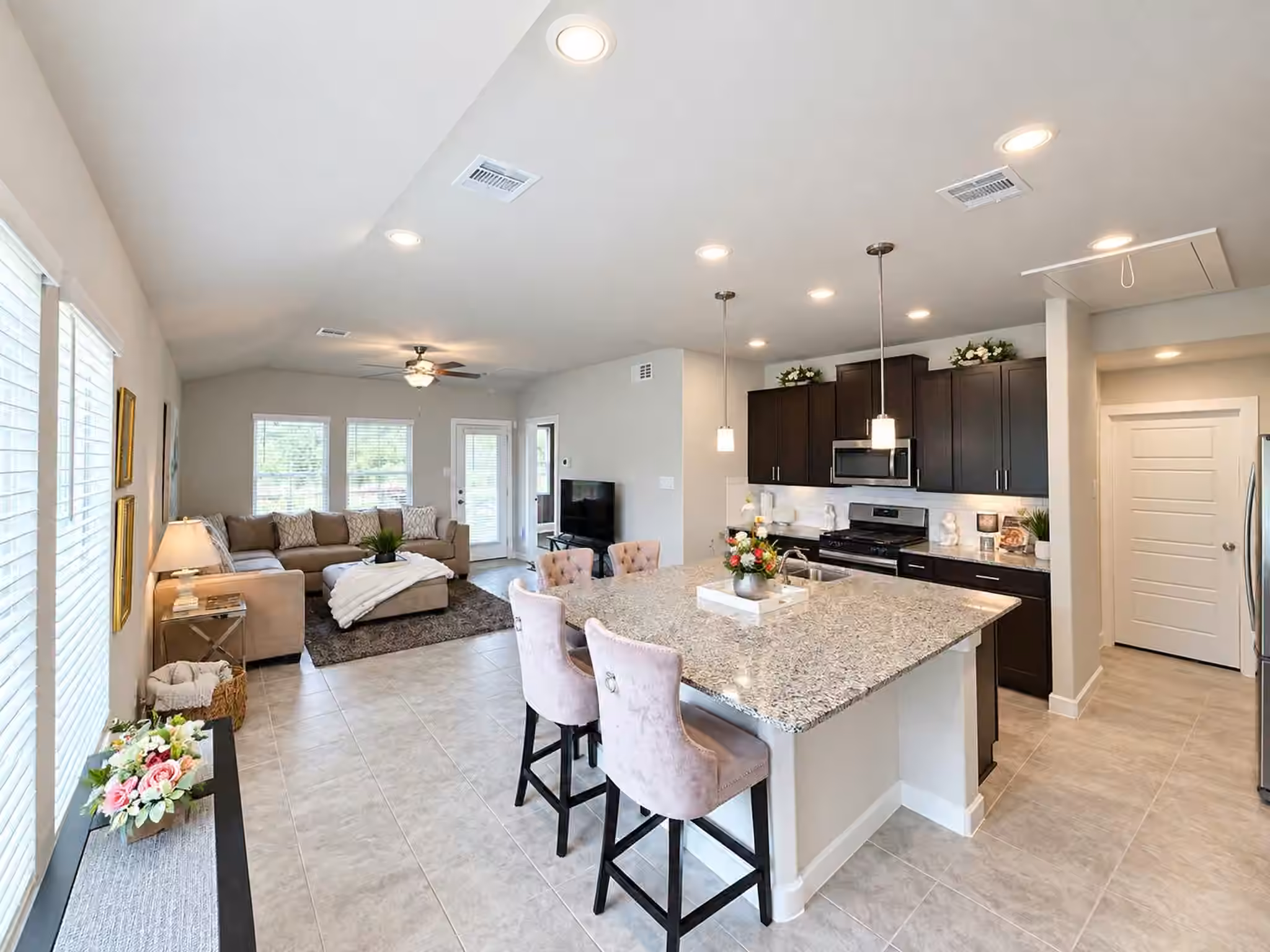 Photo 7 of 351 Sunrise Ranch Drive, Conroe, TX