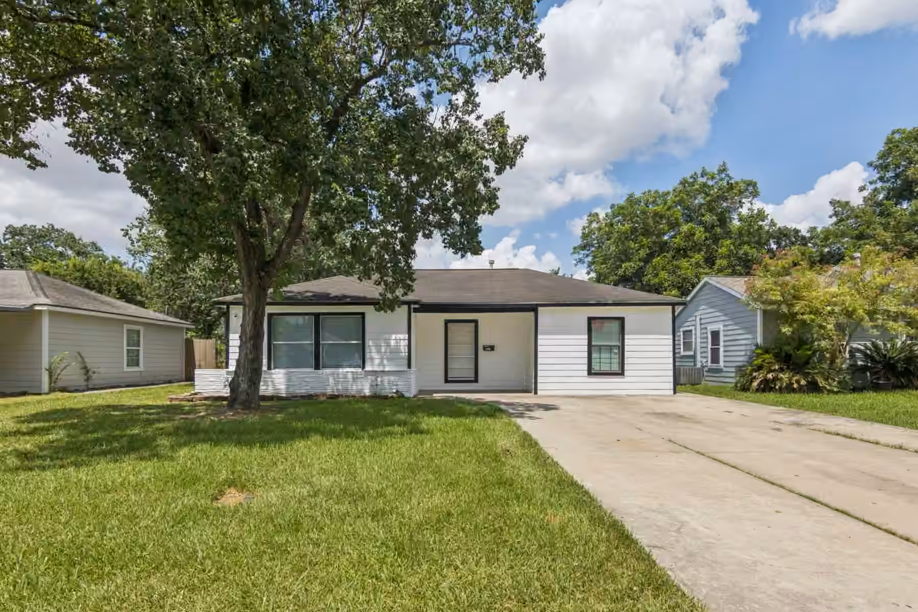 Photo of 1408 Scarborough Lane, Pasadena, TX