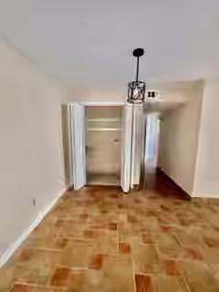 Photo 7 of 7200 Clarewood Drive 6, Houston, TX