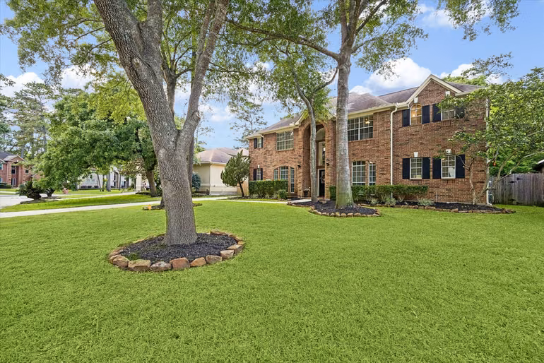 Photo 3 of 2214 Deer Cove Trail, Kingwood, TX