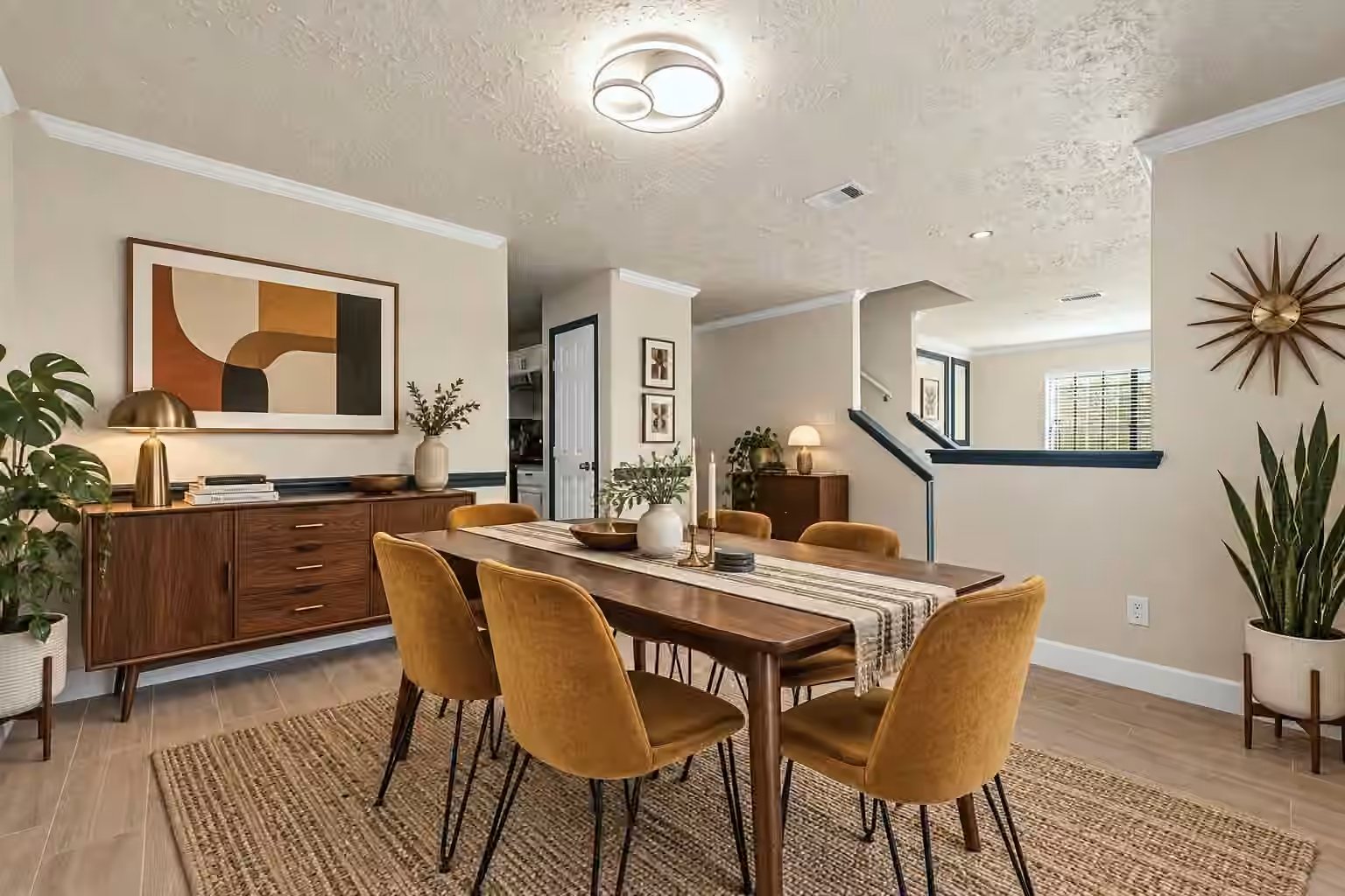 Photo 7 of 7534 Eight Willows Road, Houston, TX