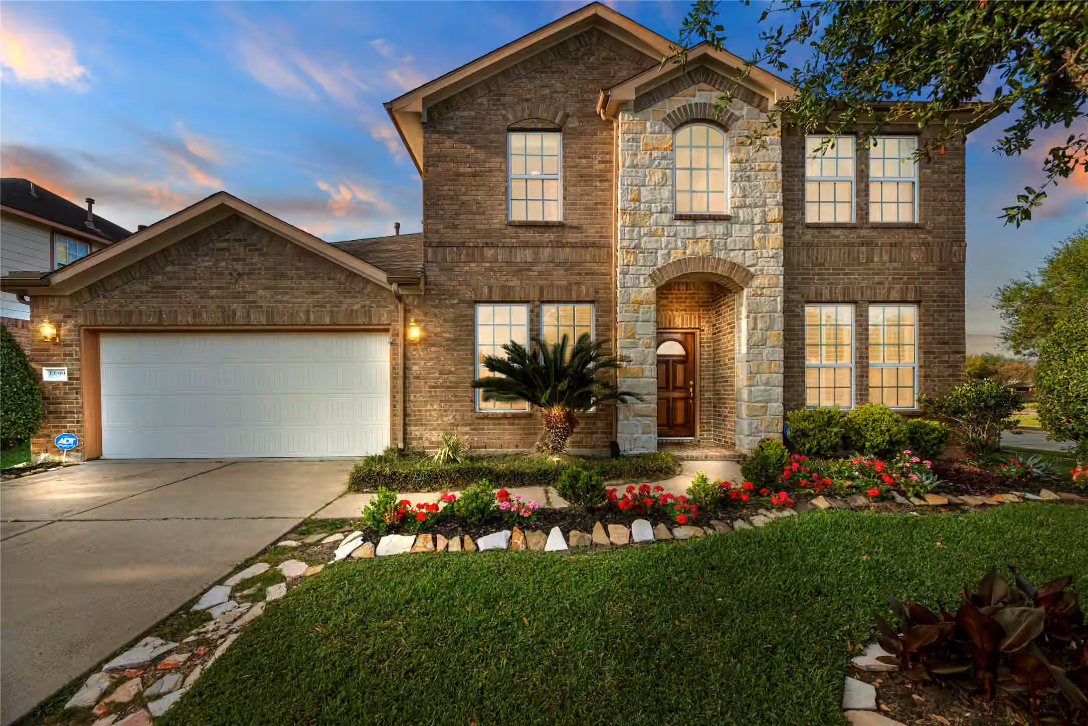 Photo of 13301 Misting Falls Lane, Pearland, TX 77584