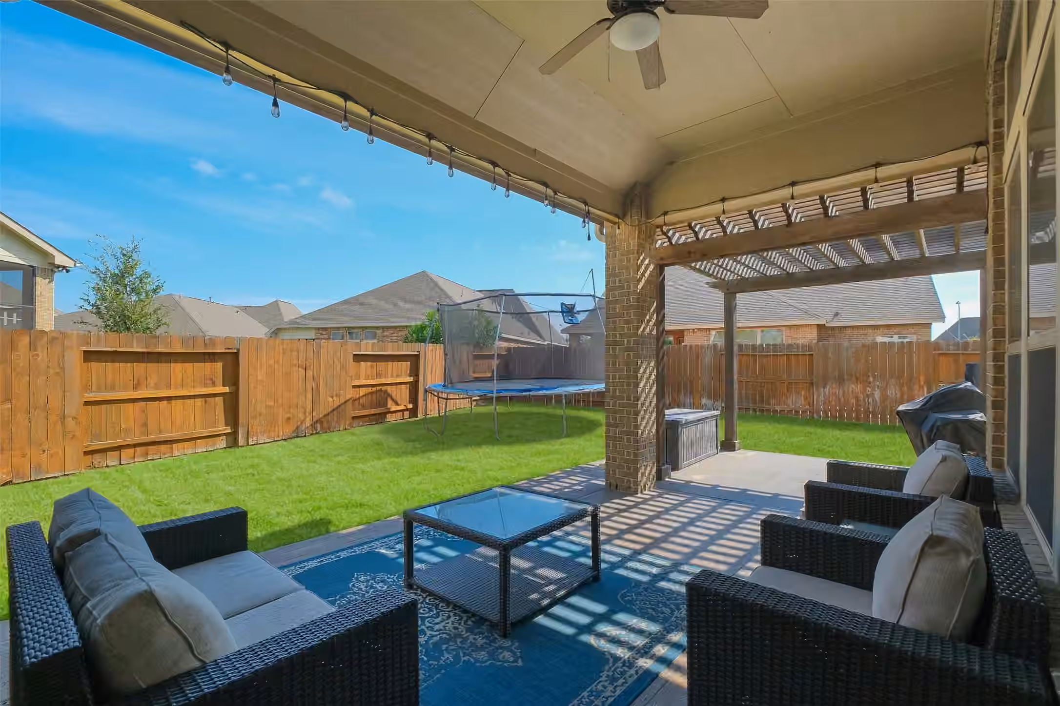 Photo 5 of 8111 Foster Gate Court, Richmond, TX