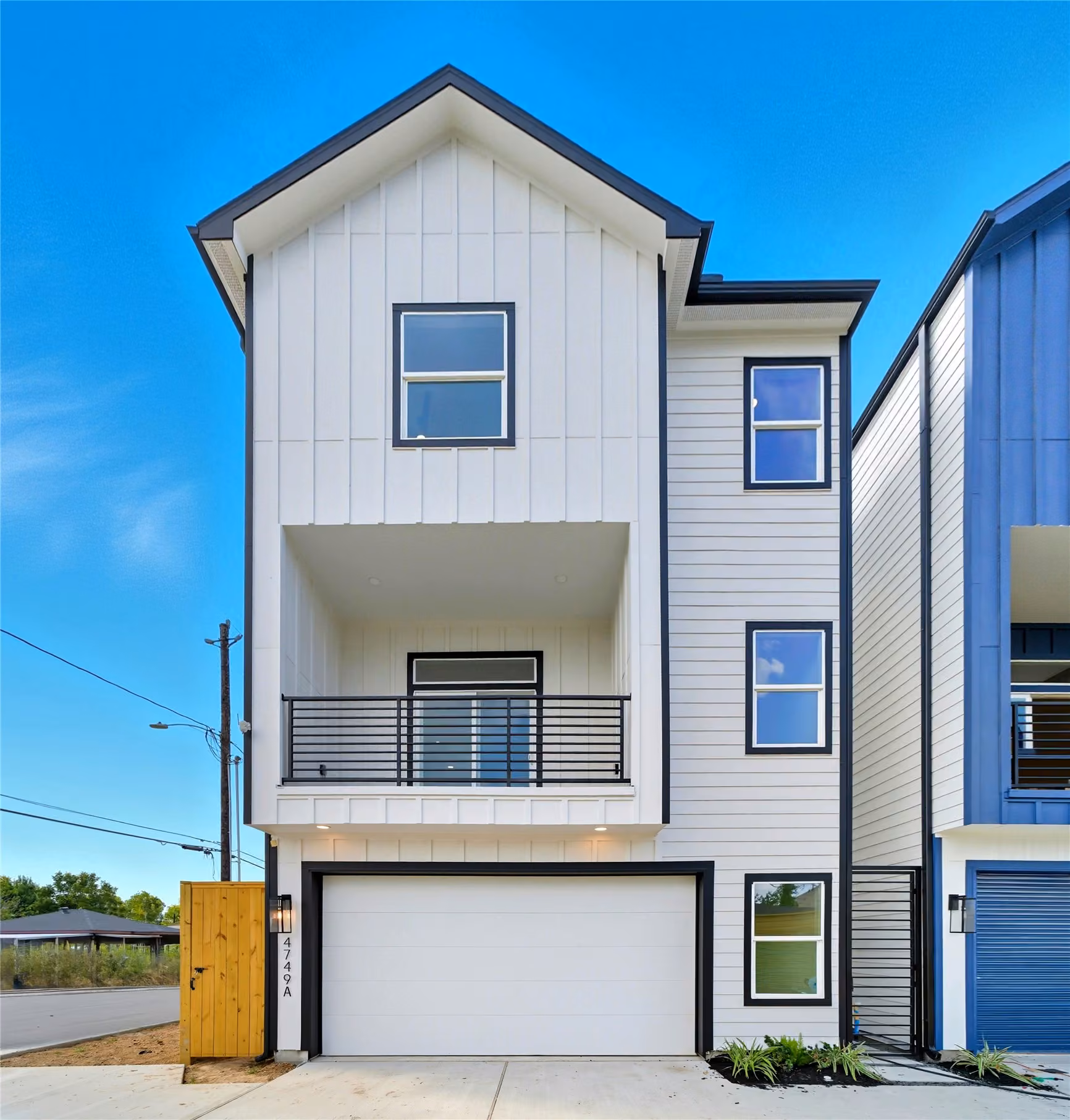 Photo 3 of 4749 Wilmington Street A, Houston, TX