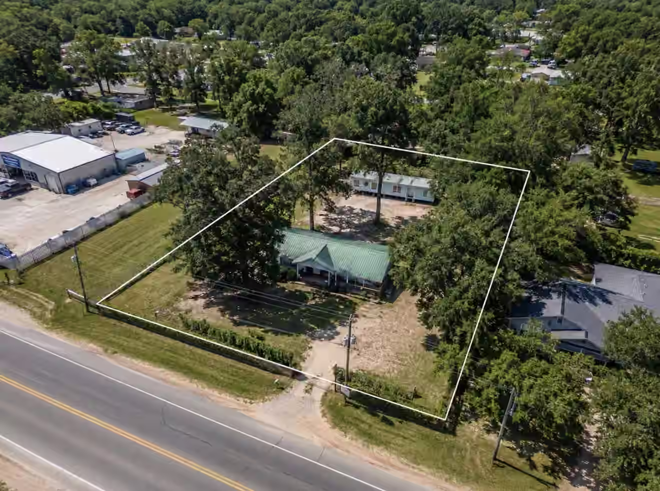 Photo 2 of 17162 Highway 105 E, Conroe, TX
