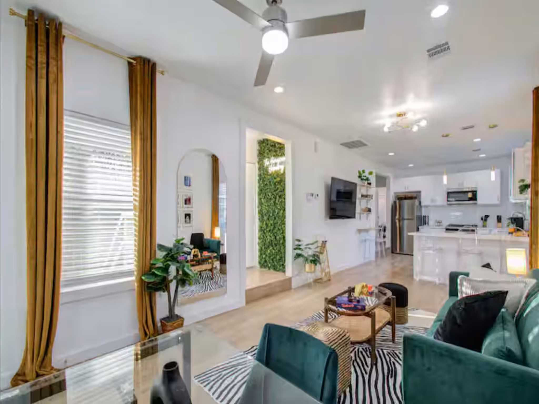 Photo 6 of 1415 E 31st Street, Houston, TX