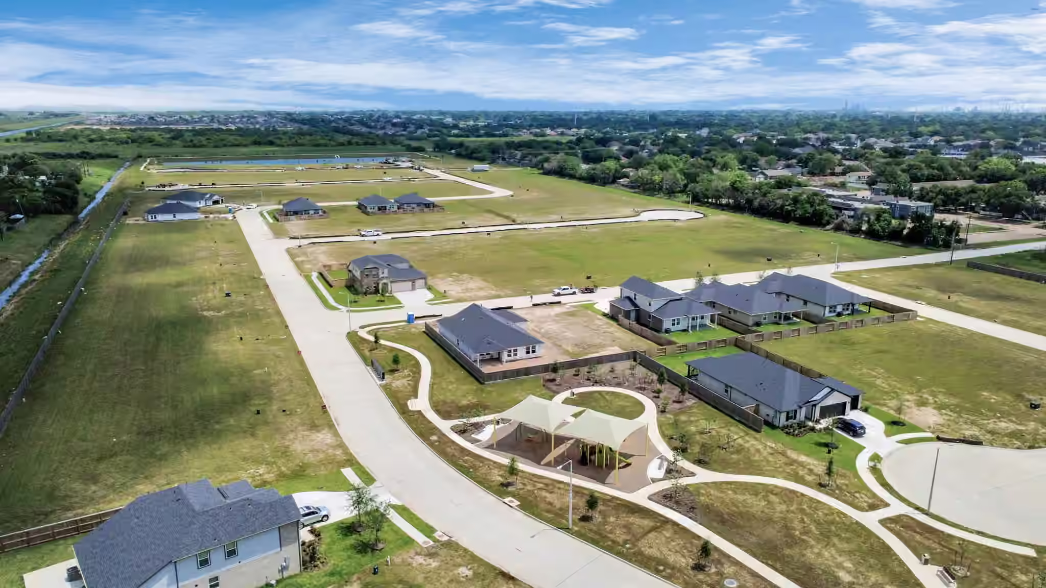 Photo 4 of 1603 Forest Mist Drive, Missouri City, TX