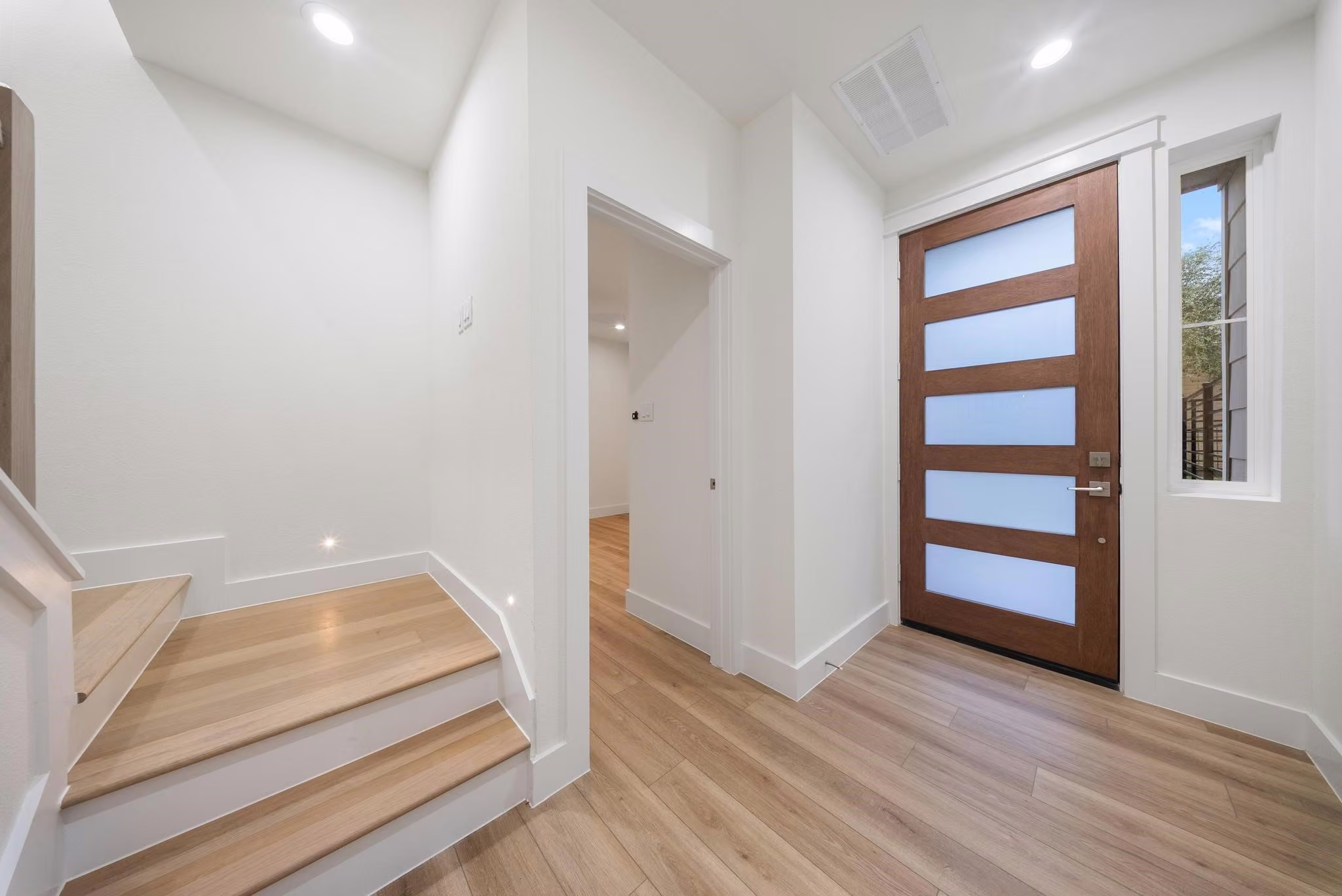 Photo 3 of 1126 Weiss Street, Houston, TX