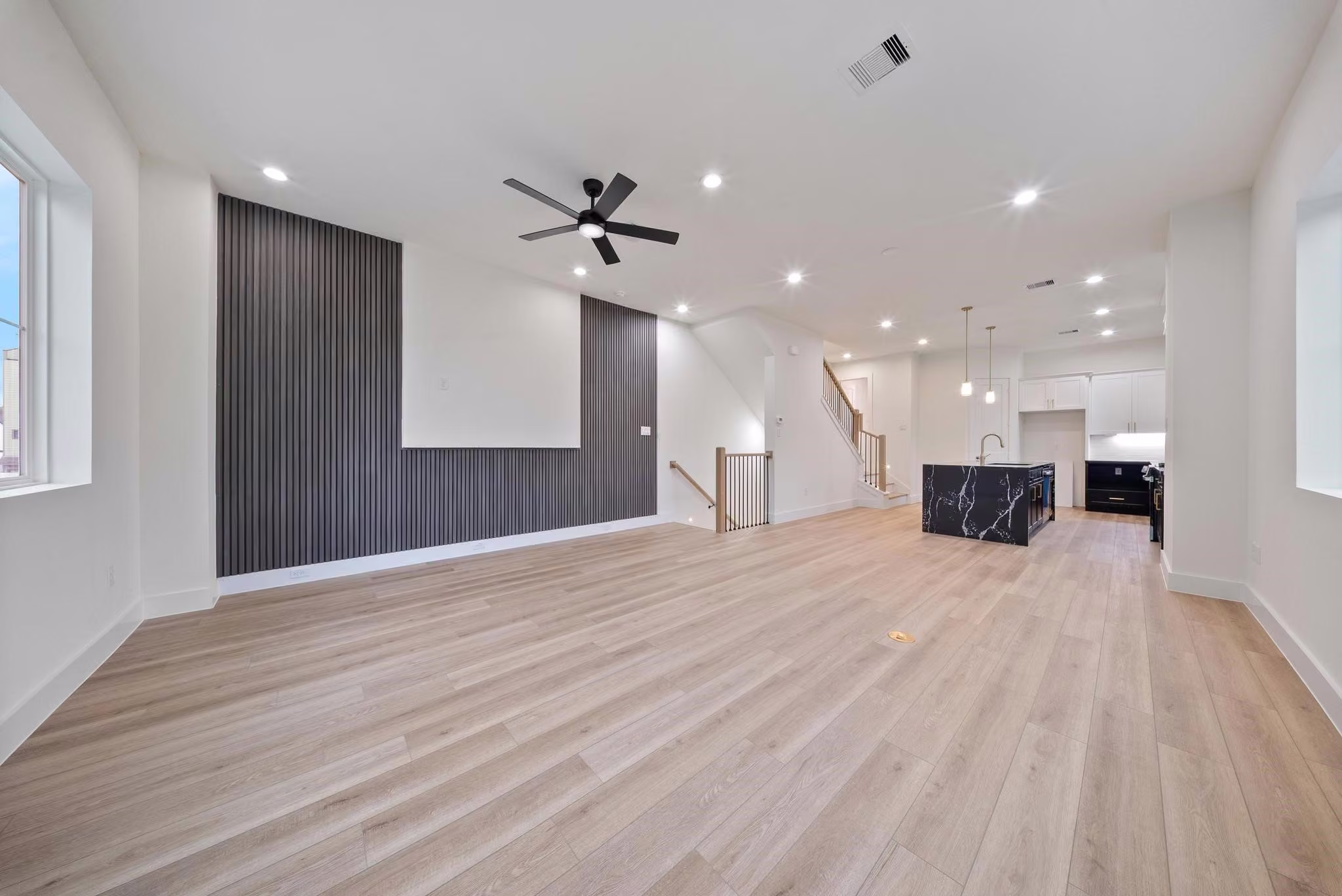 Photo 7 of 1126 Weiss Street, Houston, TX