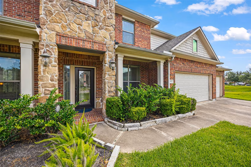 Photo 4 of 23502 Starbridge Lake Lane, Richmond, TX