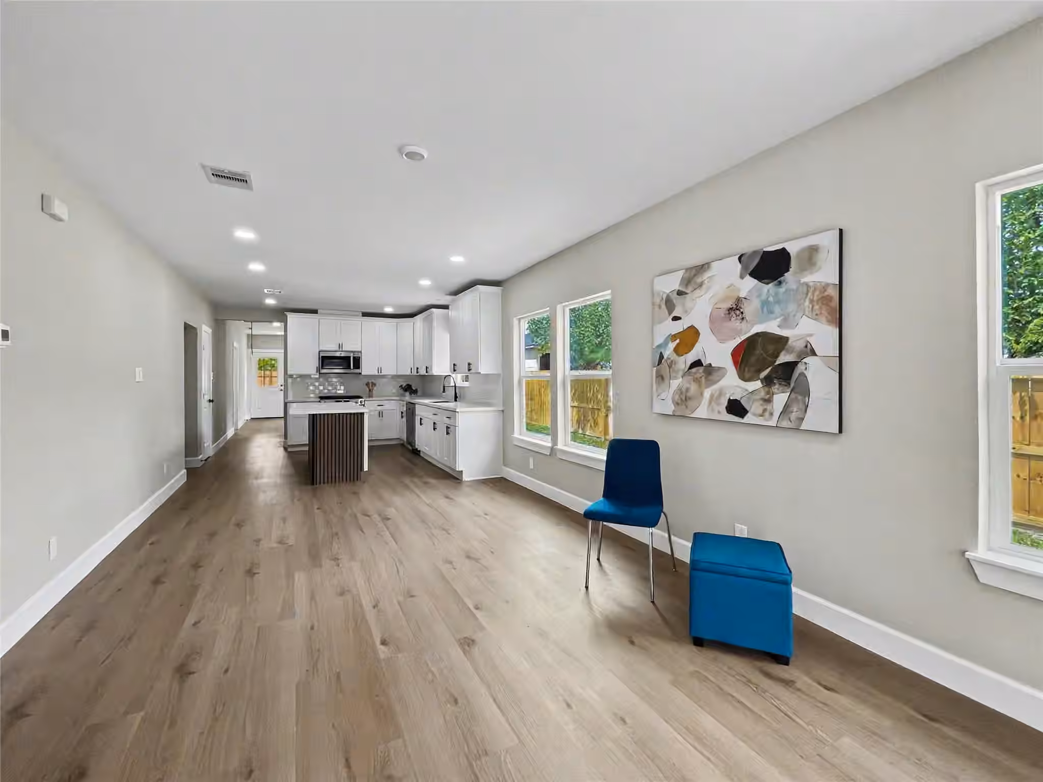 Photo 7 of 2307 Chestnut Street, Houston, TX 77009