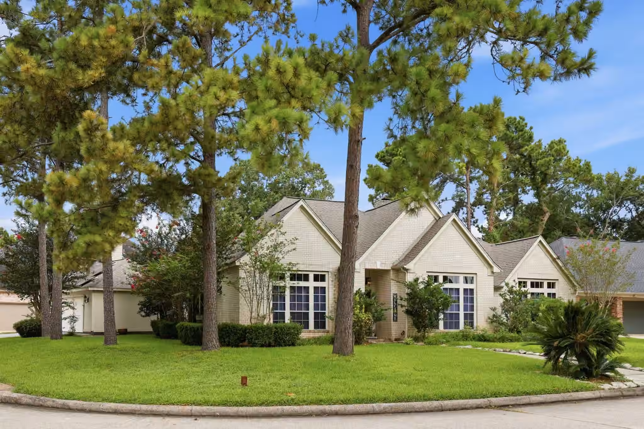 Photo 2 of 8122 Malardcrest Drive, Humble, TX