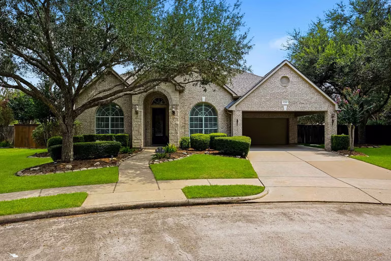 Photo 2 of 21202 Andrea Park Drive, Richmond, TX