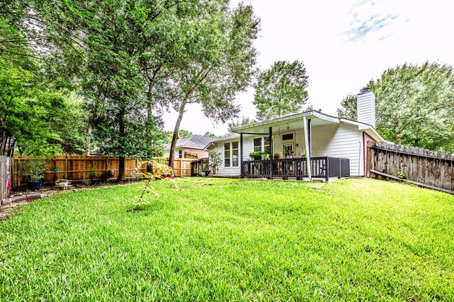 Photo 6 of 273 Sunset Path S, Conroe, TX