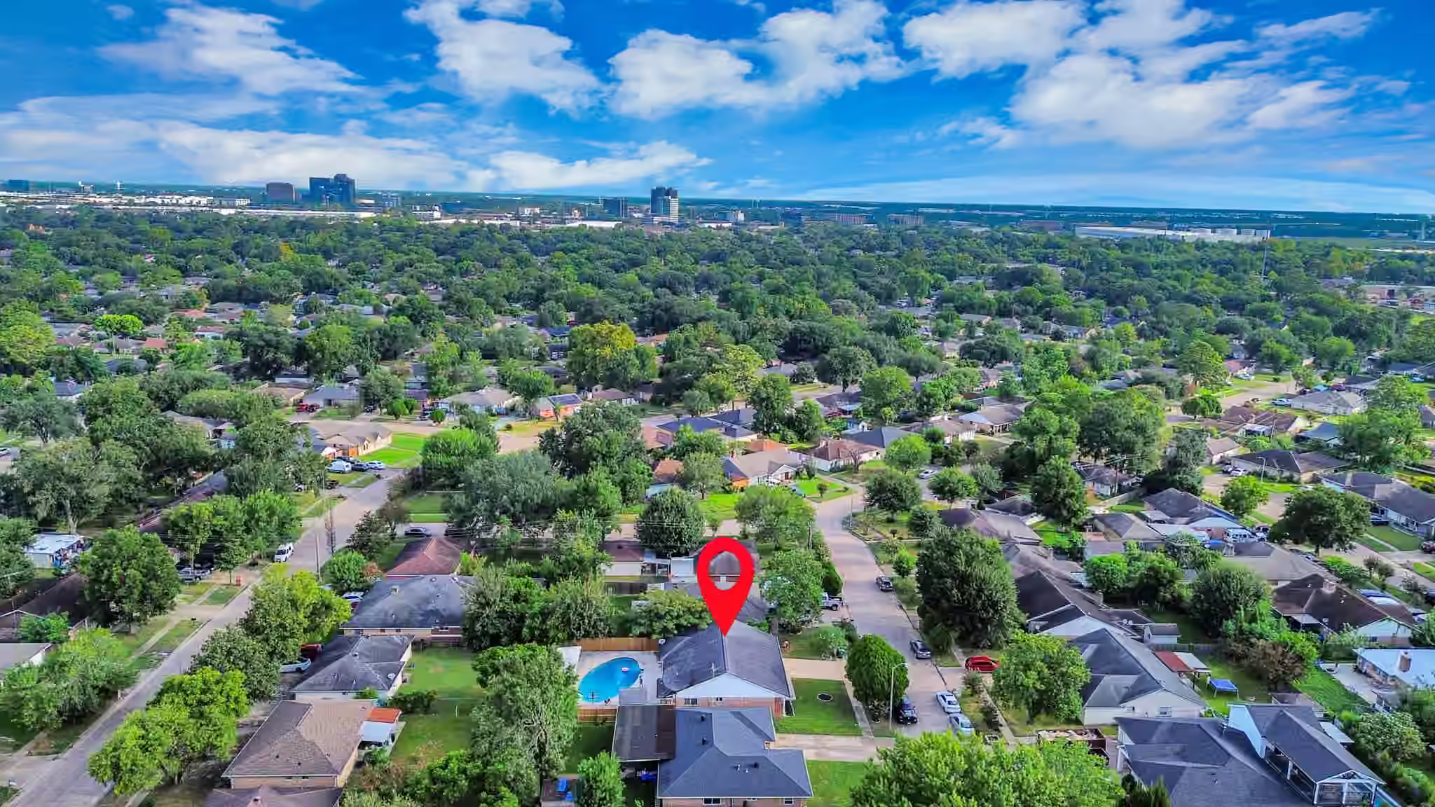 Photo 3 of 15103 Weil Place, Houston, TX