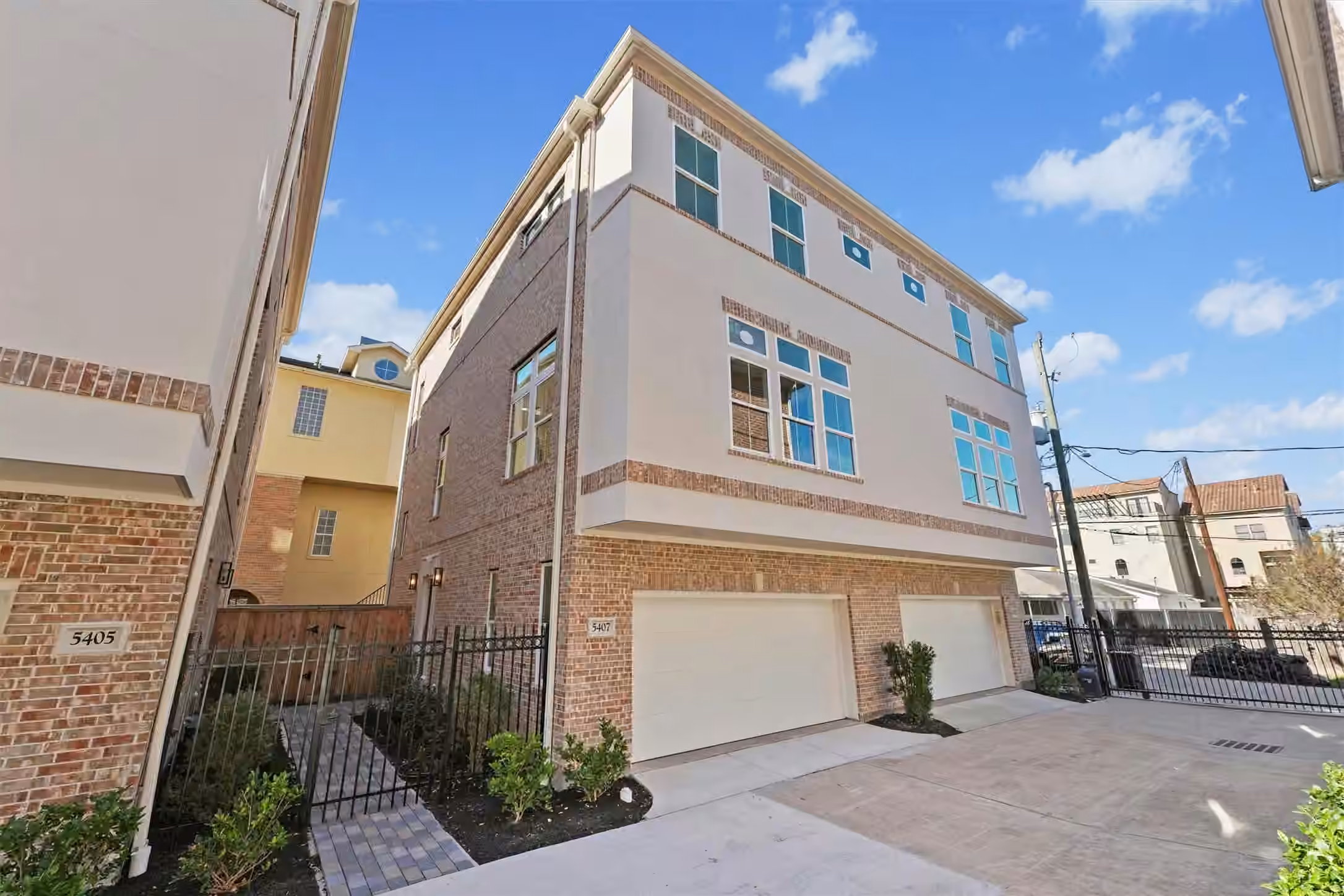 Photo of 5407 Dickson Street, Houston, TX 77007
