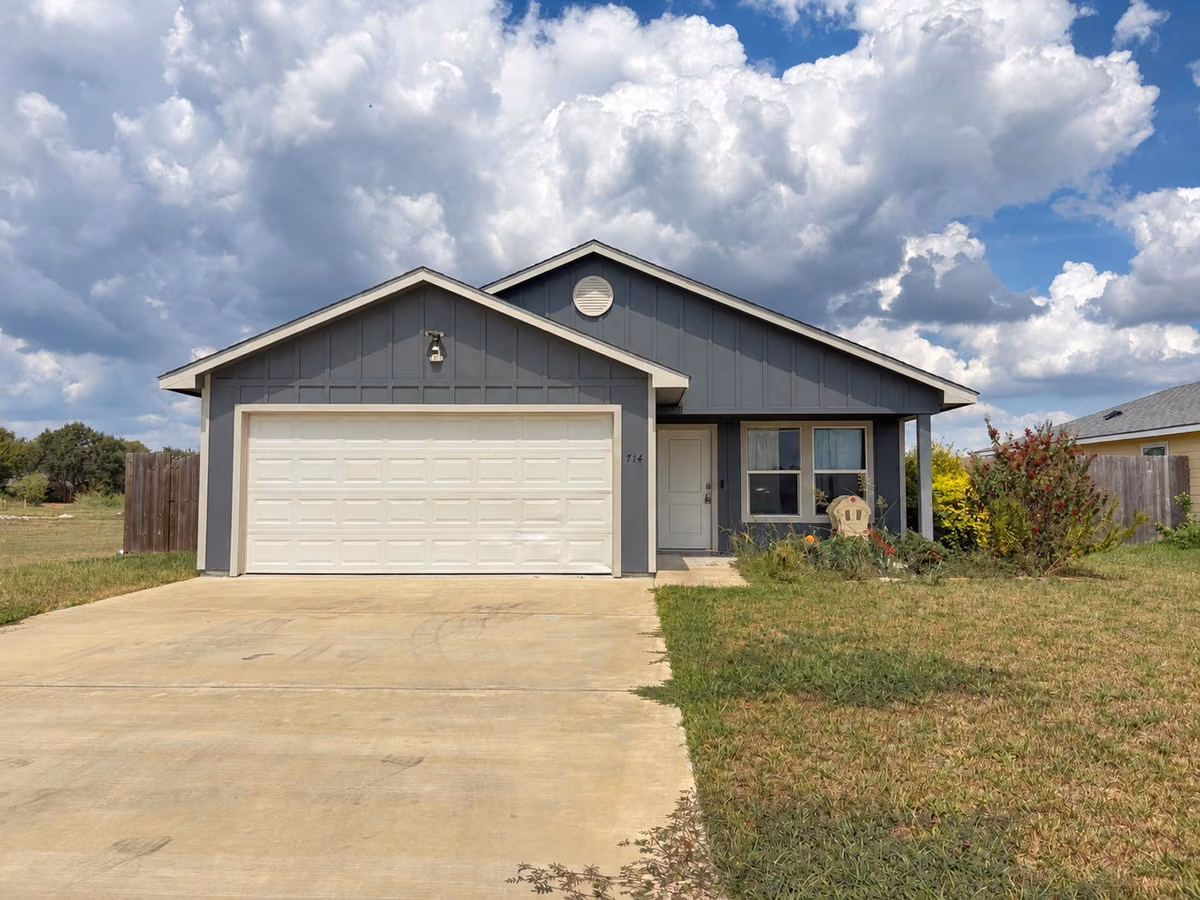 Photo of 714 Flycatcher Drive, Palacios, TX 77465