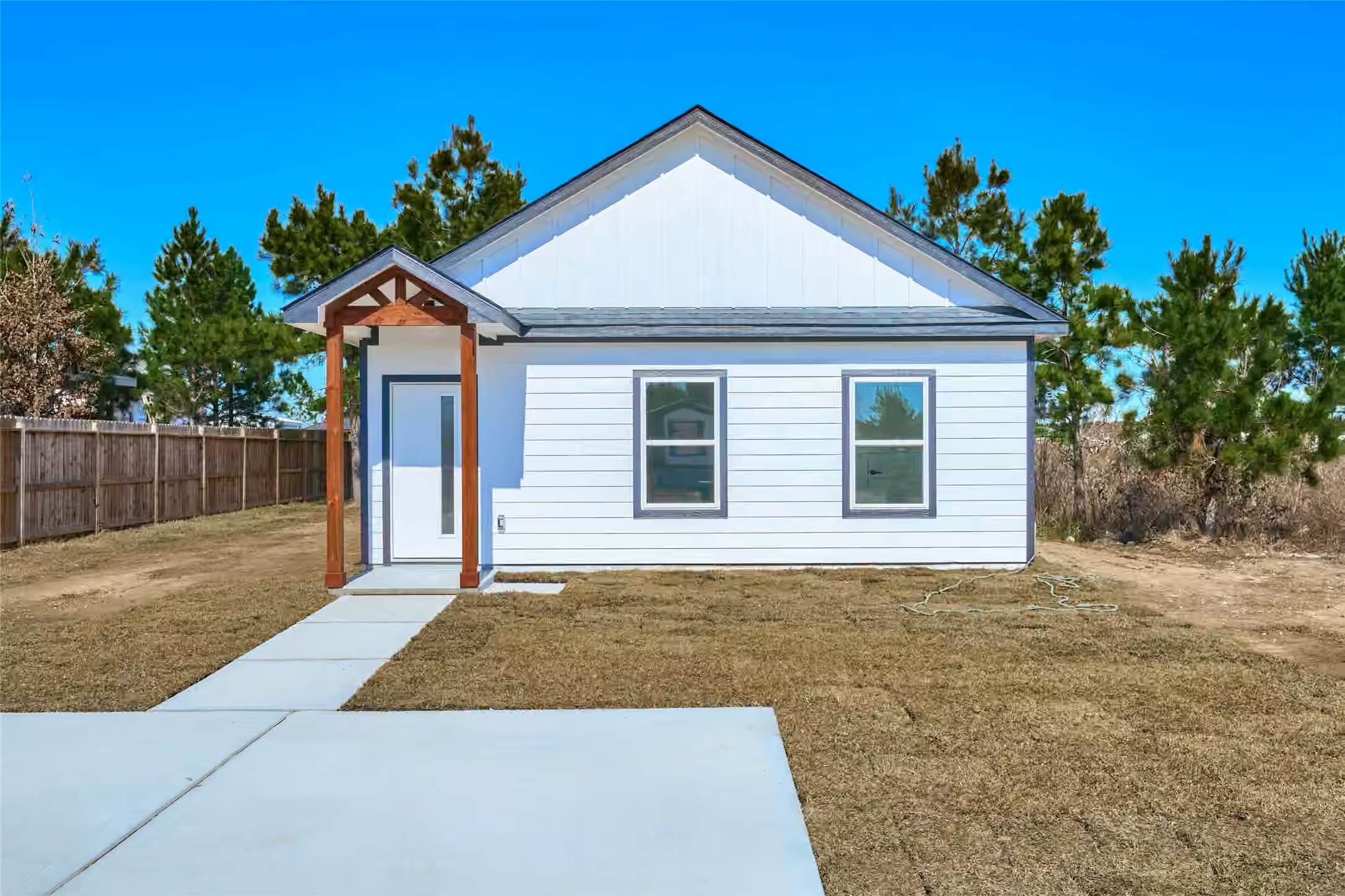 Photo of 1398 Road 5607, Cleveland, TX
