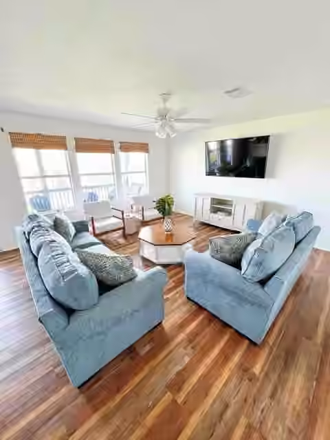 Photo 4 of 1426 Bluewater Highway, Surfside Beach, TX