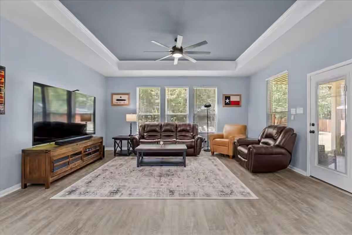 Photo 5 of 28619 Riverside Crest Lane, Huffman, TX