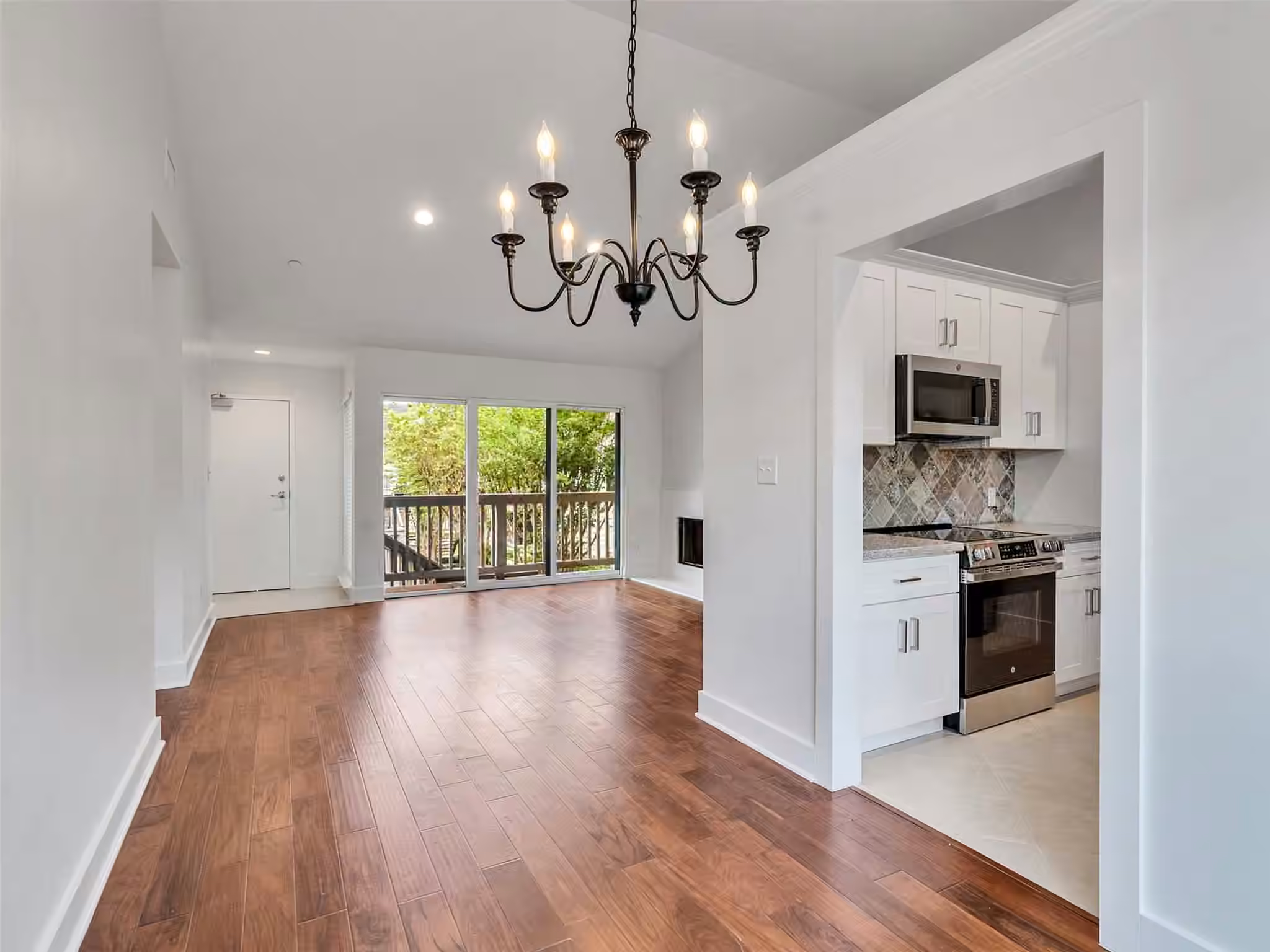 Photo 7 of 2829 Timmons Lane 204, Houston, TX
