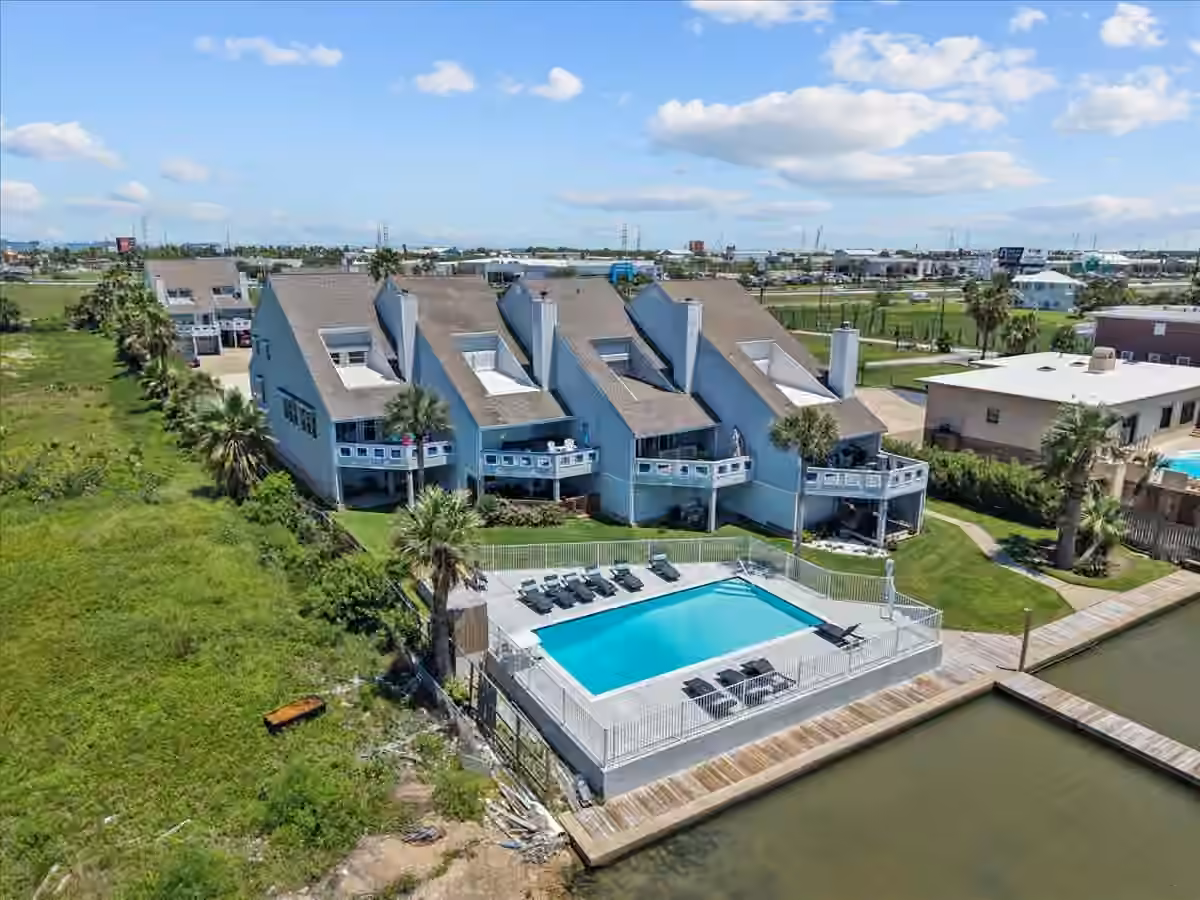 Photo of 8111 Broadway Street 4, Galveston, TX 77554