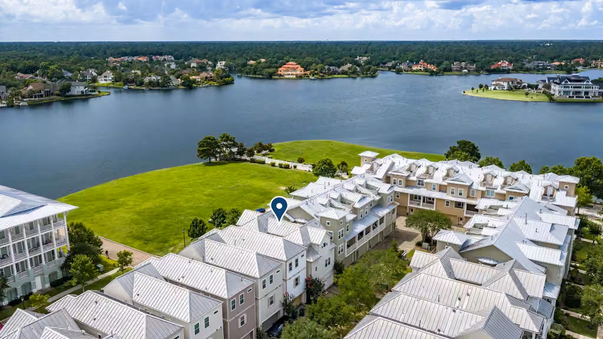Photo 3 of 186 W Breezy Way, The Woodlands, TX