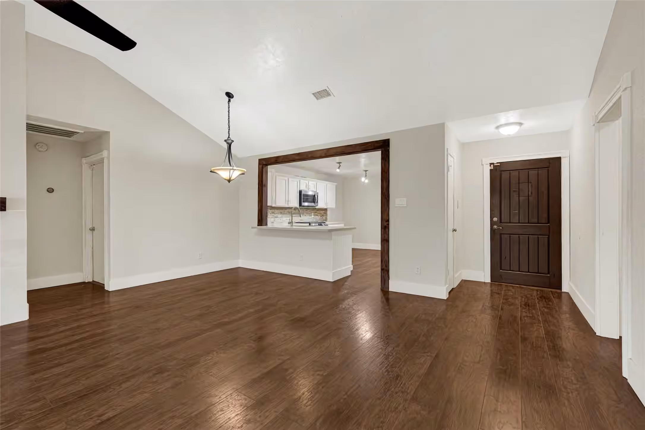 Photo 6 of 19223 Bristlestar Drive, Katy, TX