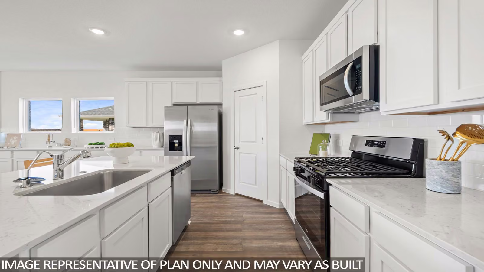Photo 5 of 10503 Aren Road, Conroe, TX