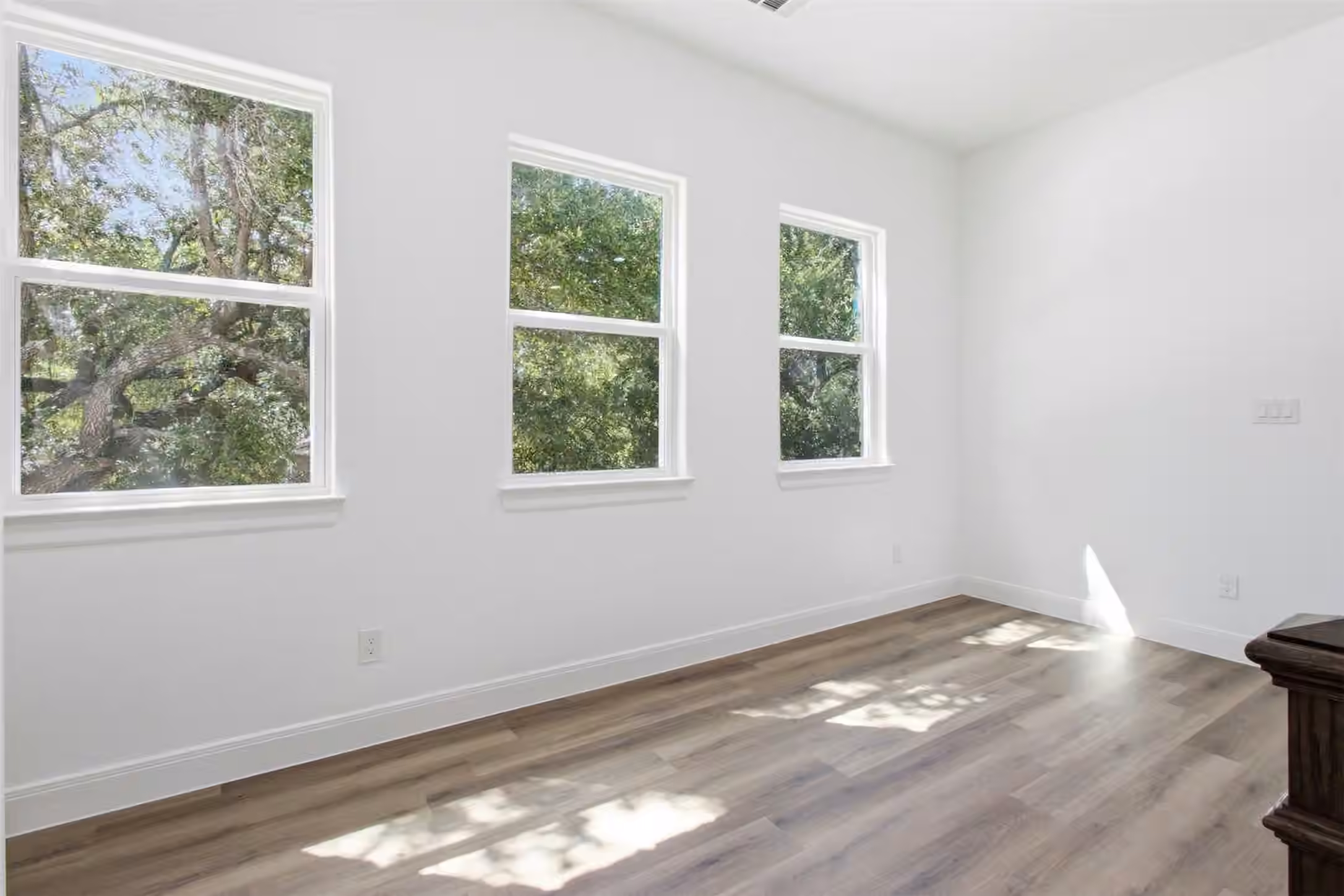 Photo 5 of 2104 Montana Street, Baytown, TX