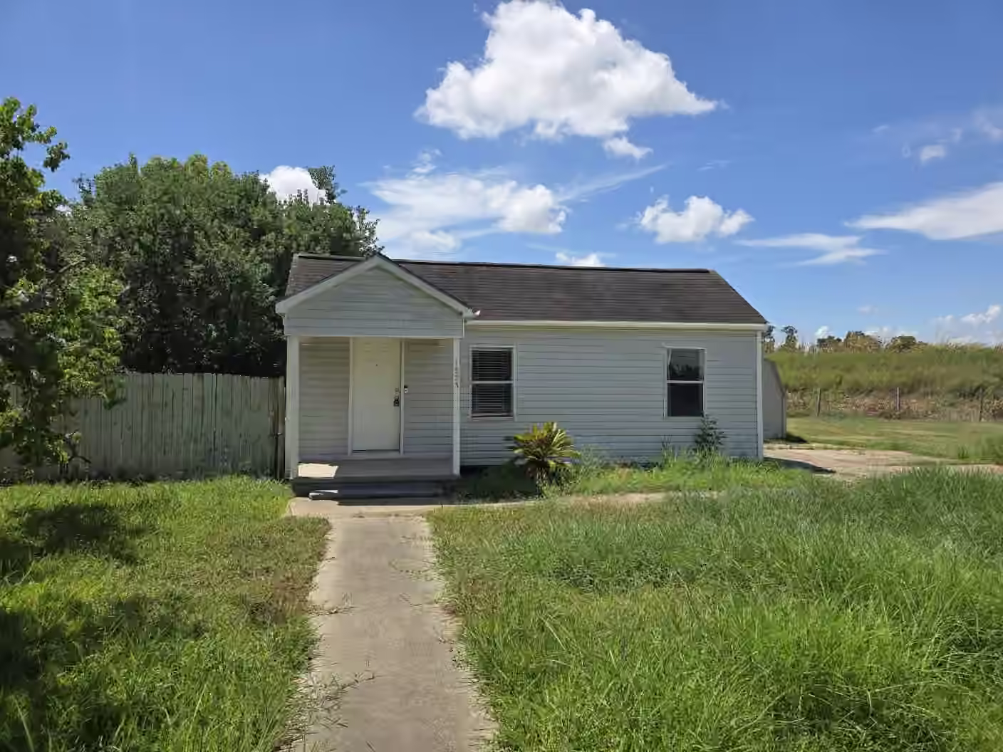 Photo of 1523 N Avenue F, Freeport, TX 77541