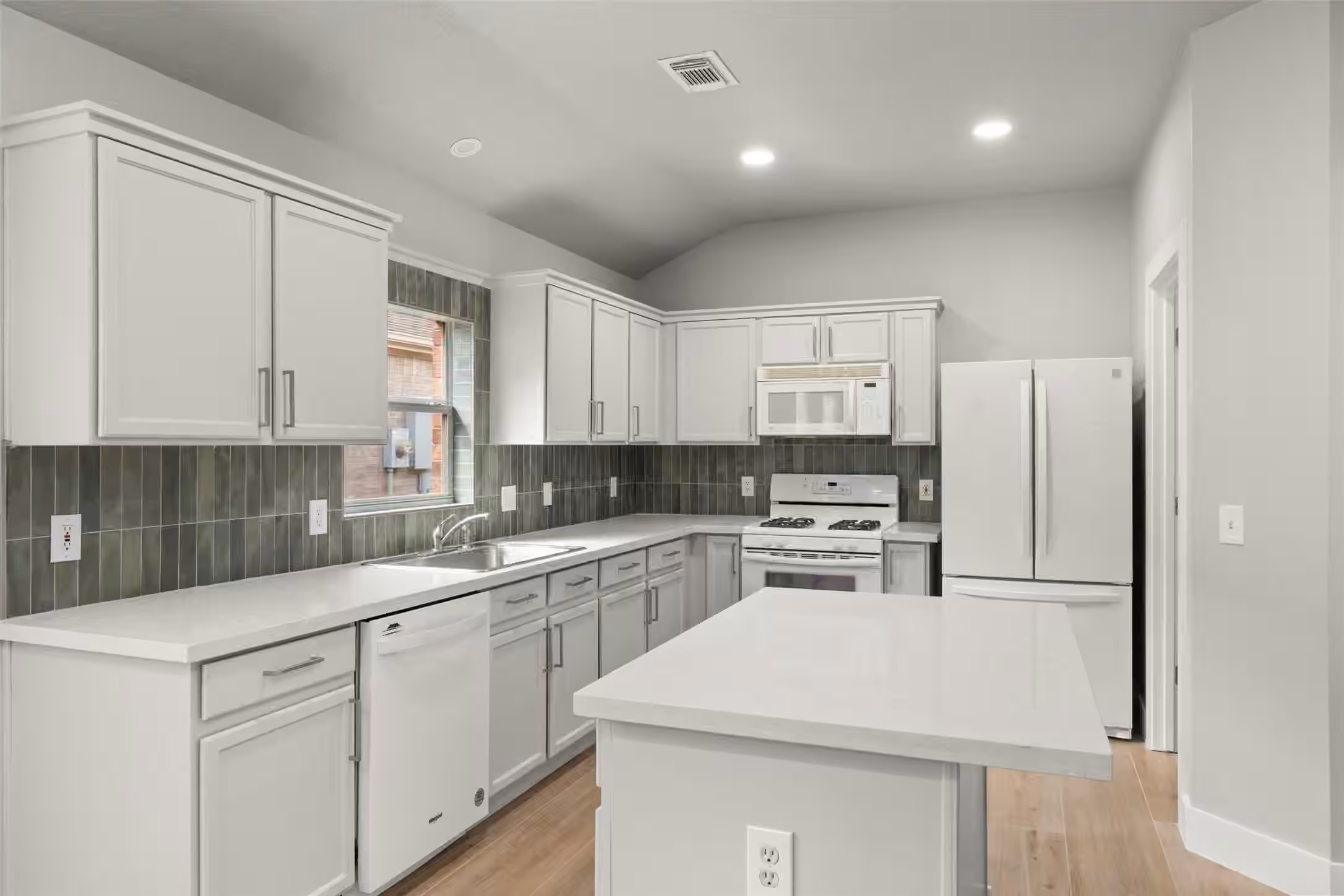 Photo 5 of 7310 Wisteria Chase Place, Humble, TX