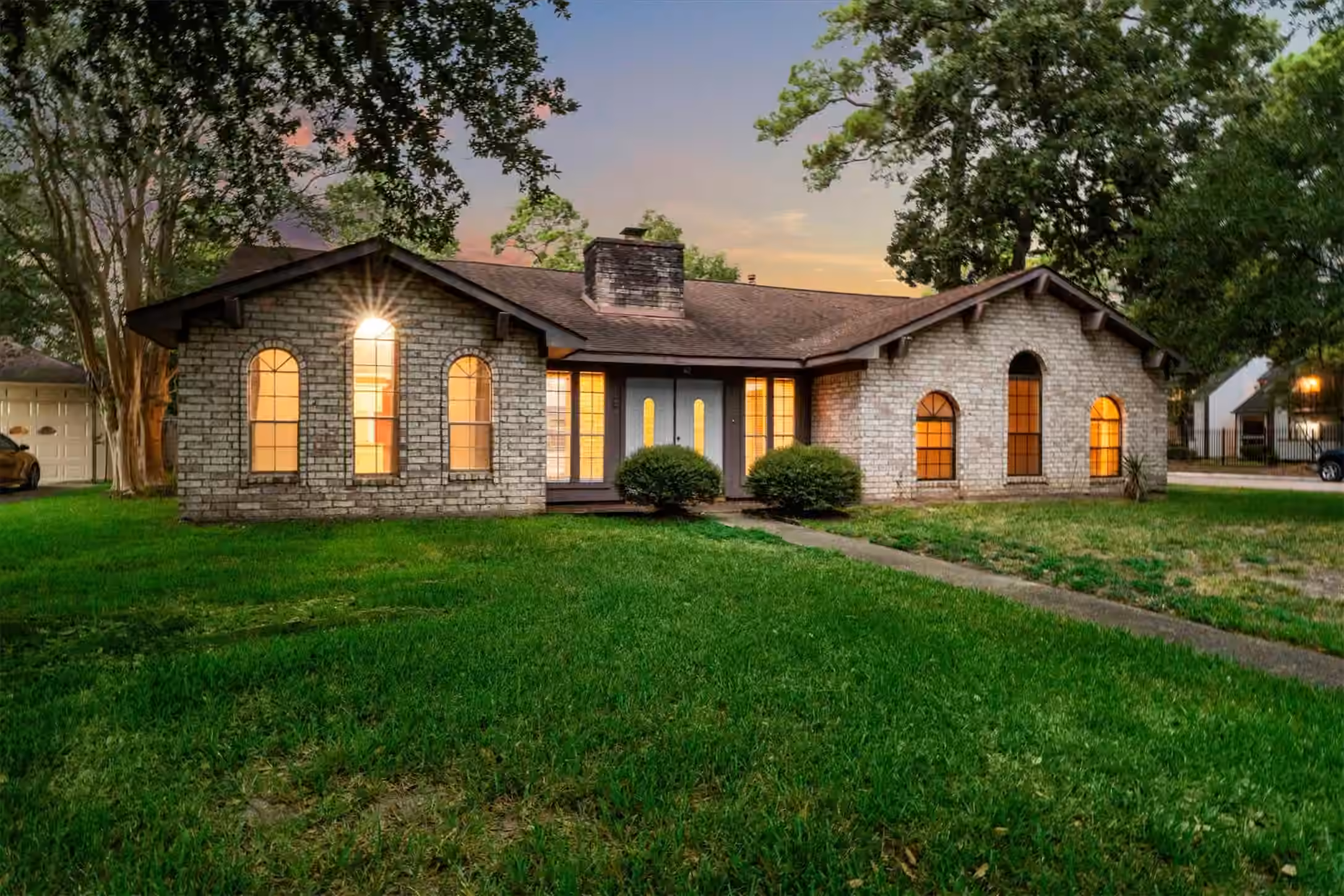 Photo 2 of 2931 Big Springs Drive, Humble, TX