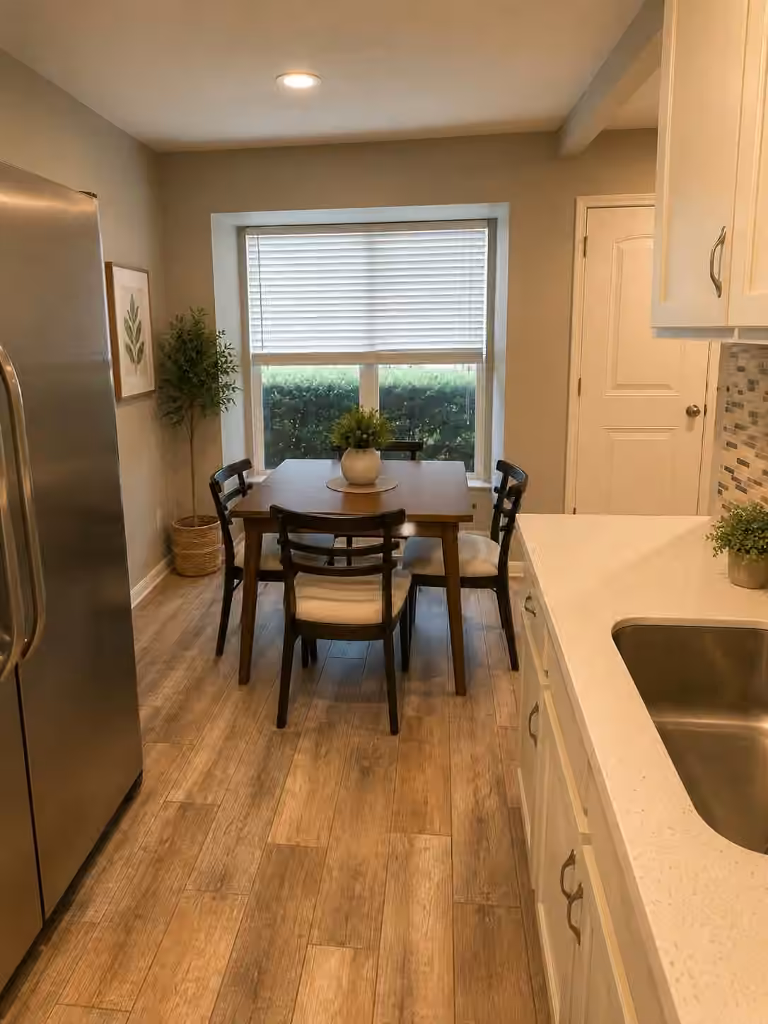 Photo 4 of 8309 Nairn Street, Houston, TX