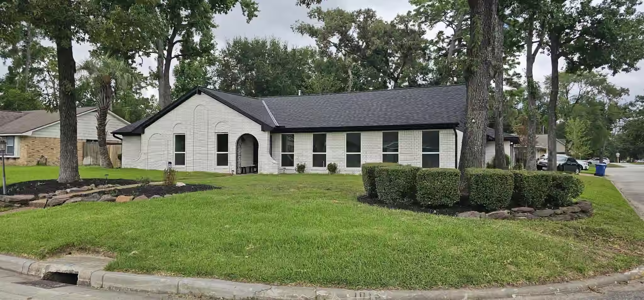 Photo 2 of 1015 Doral Lane, Houston, TX