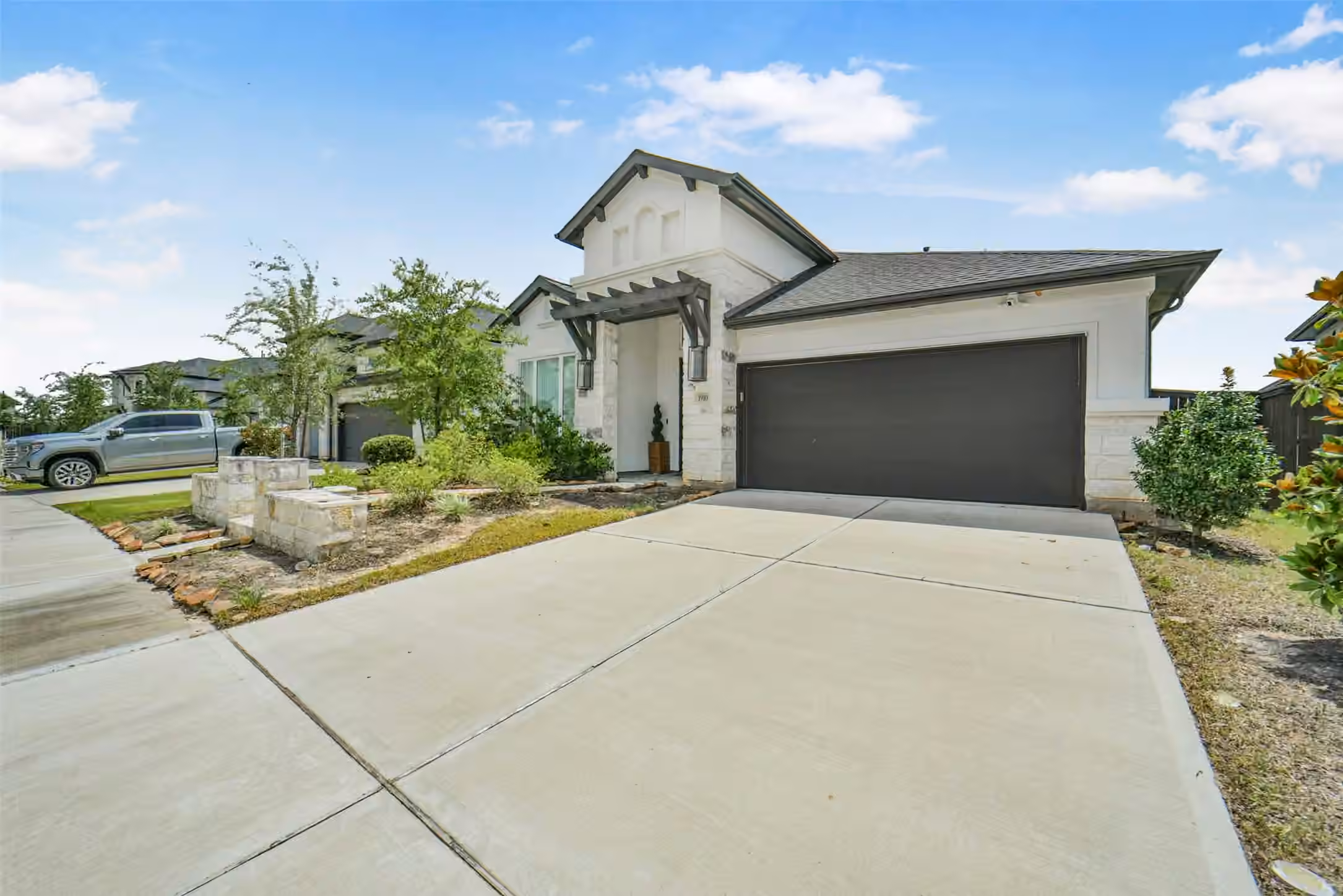 Photo 2 of 1910 Longcroft Lane, Katy, TX