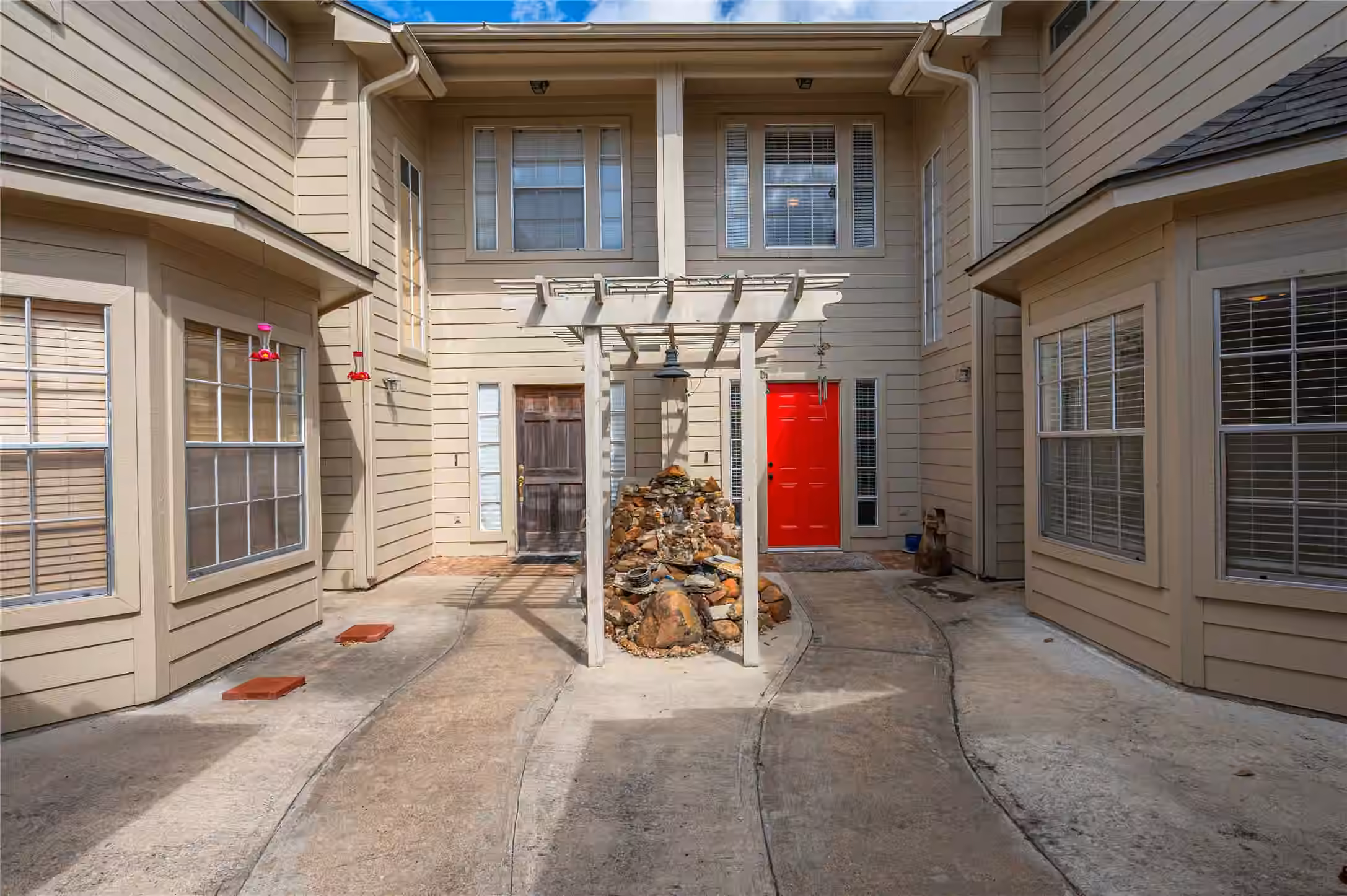 Photo of 2060 Glencove Drive, Seabrook, TX 77586