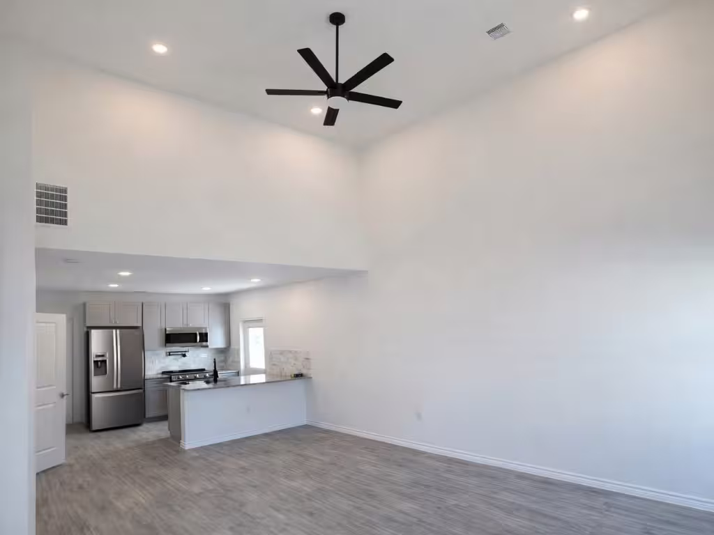 Photo 2 of 16983 W Juneau, Montgomery, TX