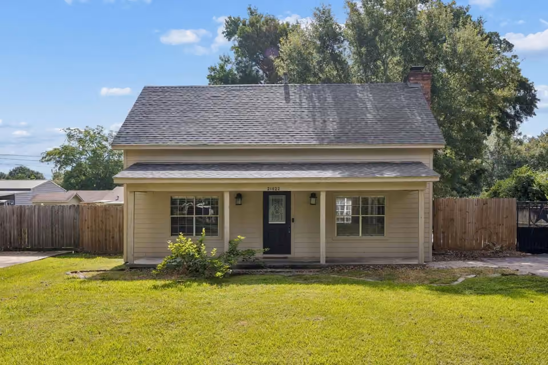 Photo 2 of 21822 Tophill Drive, Spring, TX