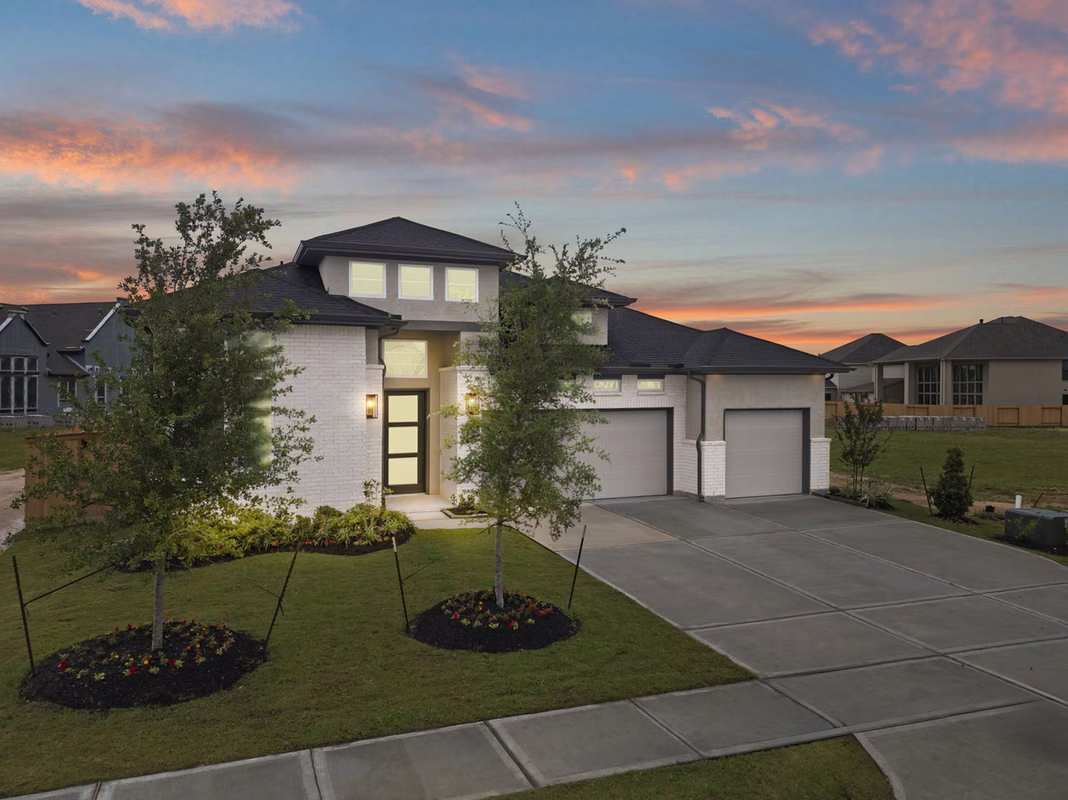 Photo of 414 Lone Ranger Drive, Montgomery, TX 77316