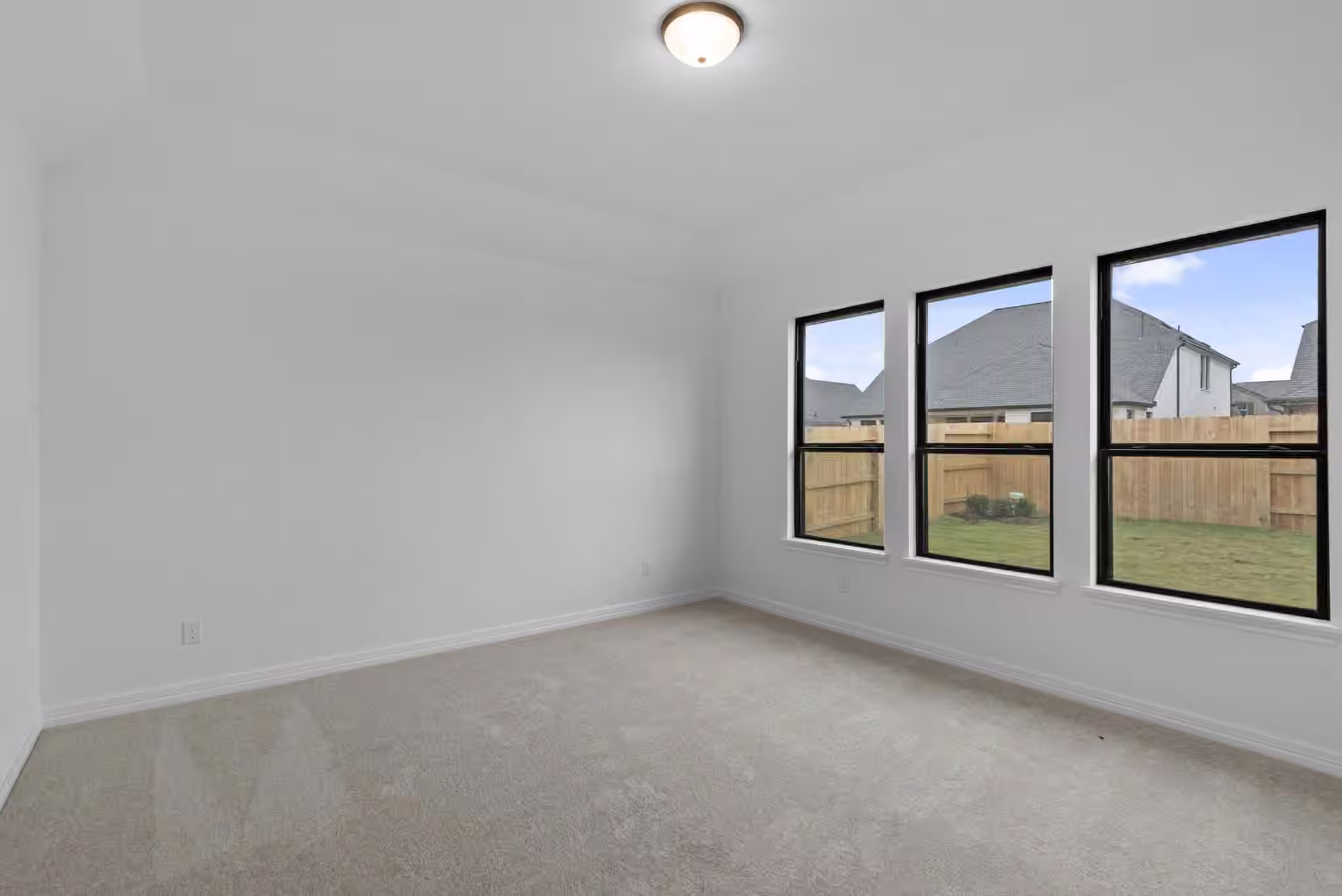 Photo 5 of 5027 Silk Petal Drive, Rosenberg, TX