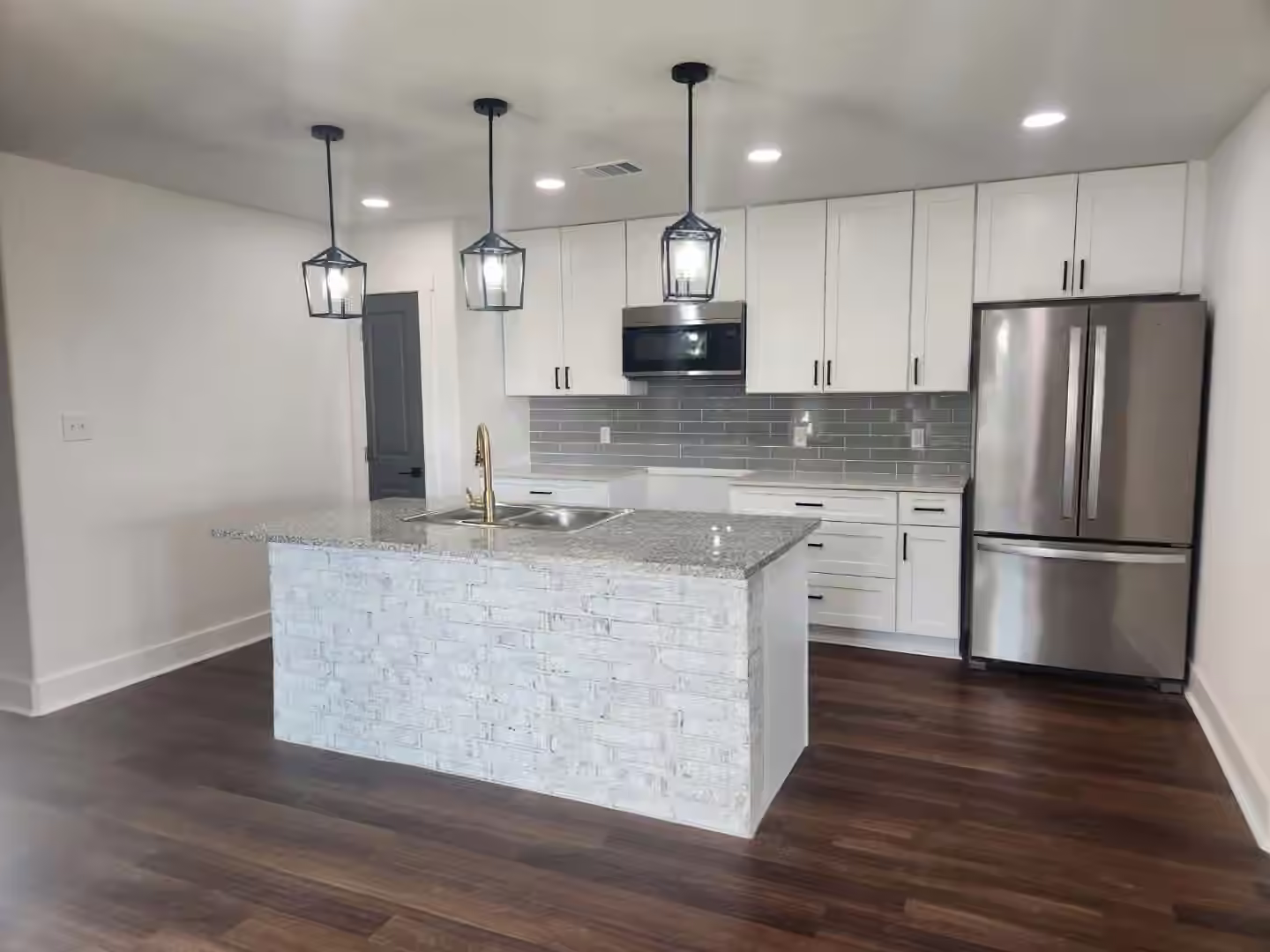 Photo 2 of 8009 Candor, Navasota, TX