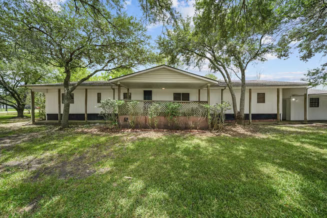 Photo of 3932 Allen Road, Pearland, TX