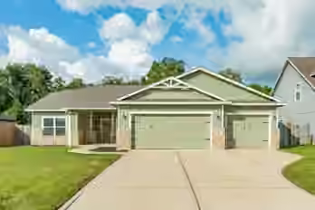 Photo of 2418 Ridgewood Drive, West Columbia, TX