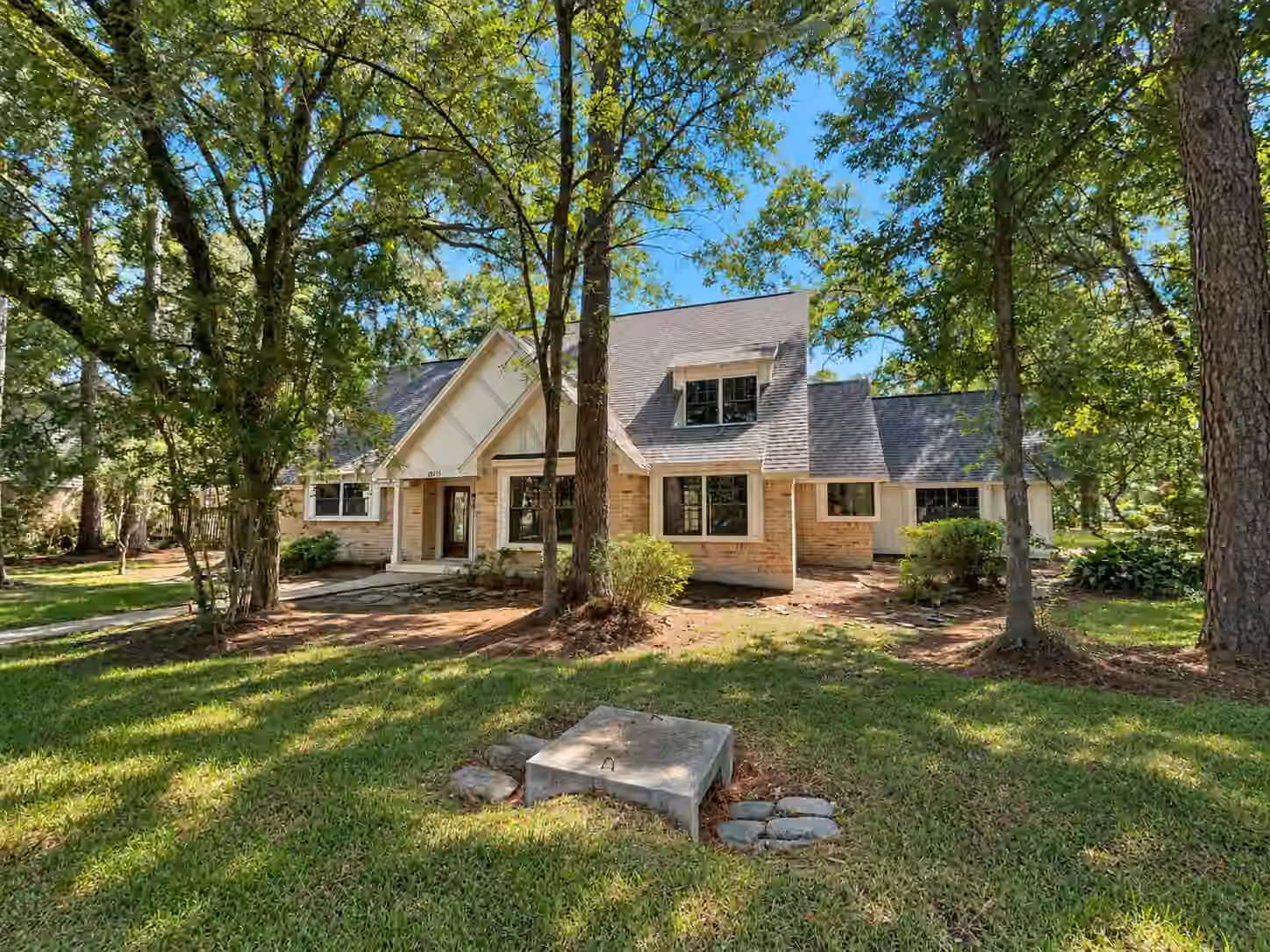 Photo 2 of 10715 E Timberwagon Circle, Spring, TX