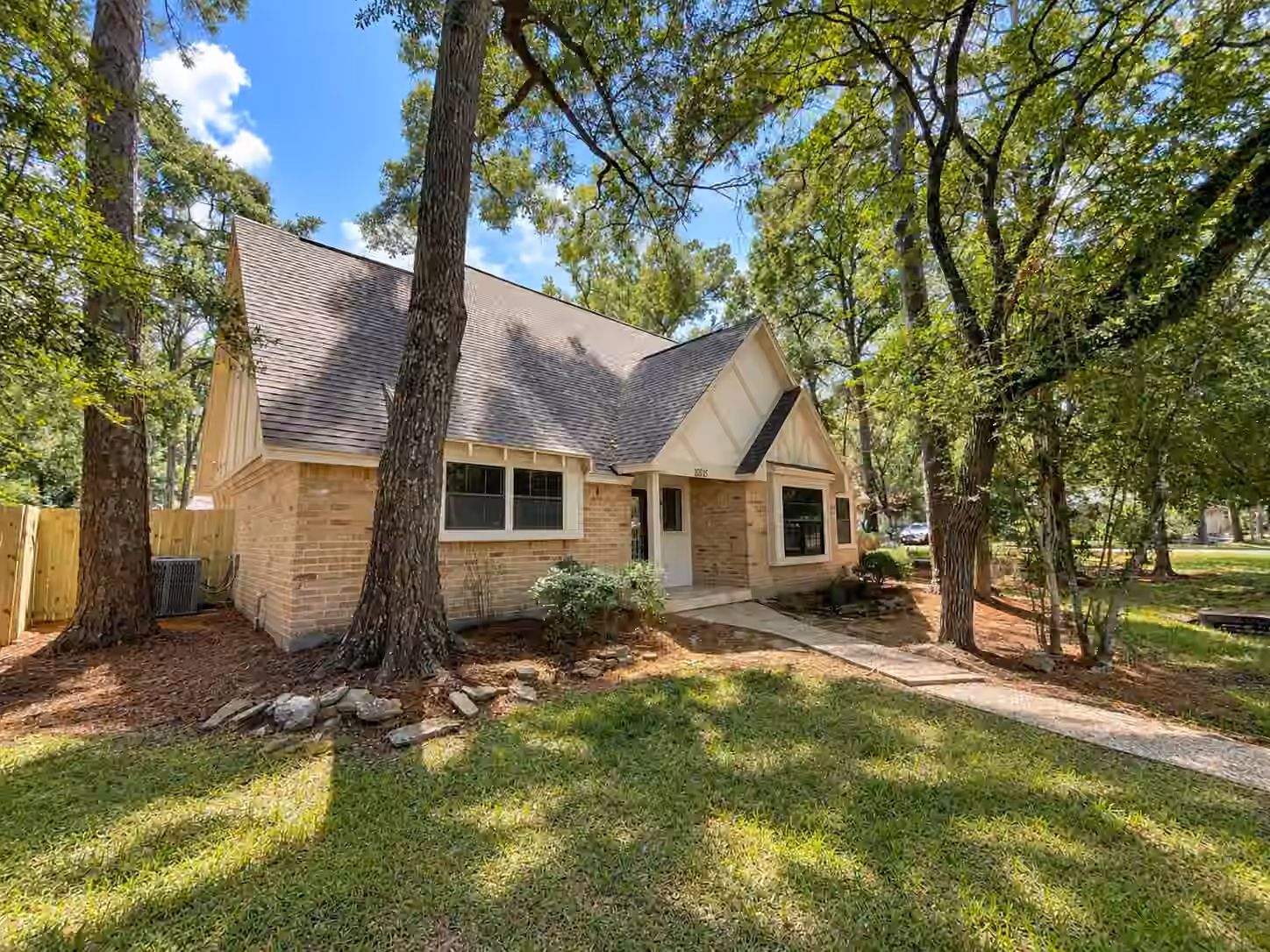 Photo 4 of 10715 E Timberwagon Circle, Spring, TX