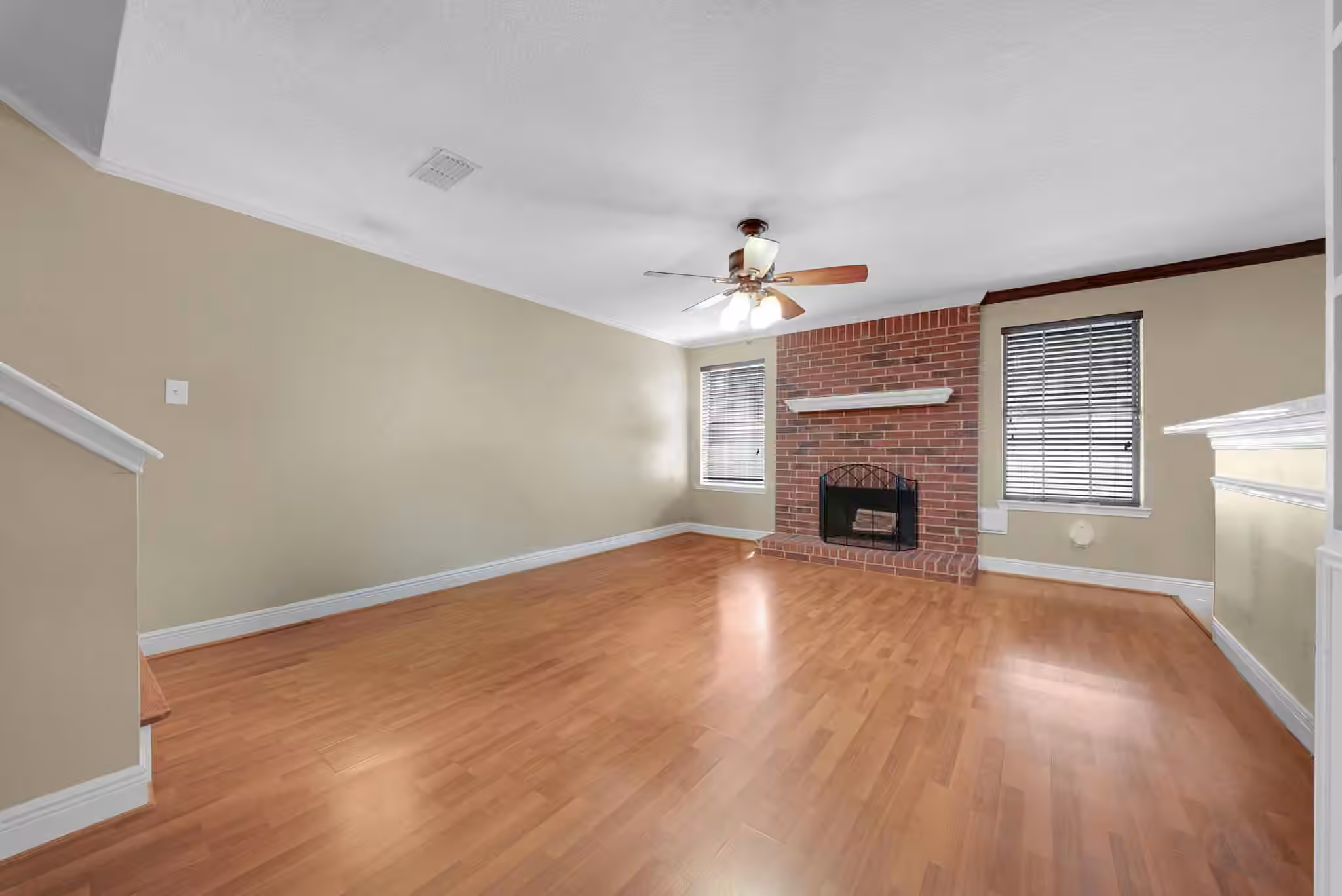 Photo 3 of 13831 Trumpetvine Street, Houston, TX