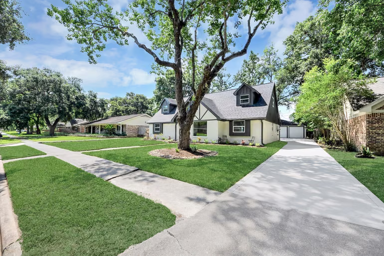 Photo 7 of 6015 Mcknight Street, Houston, TX